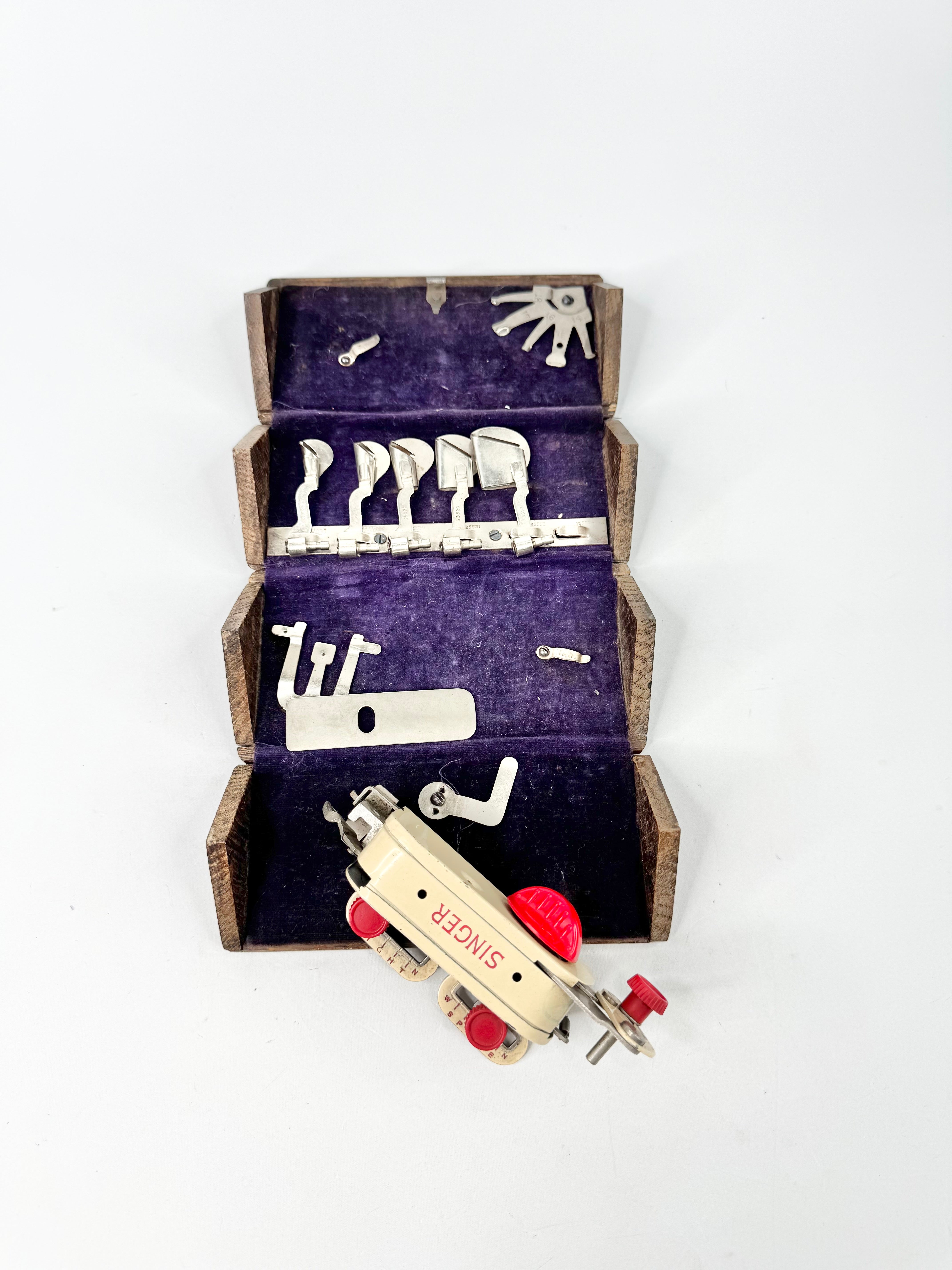 Vintage Singer Buttonhole Attachment