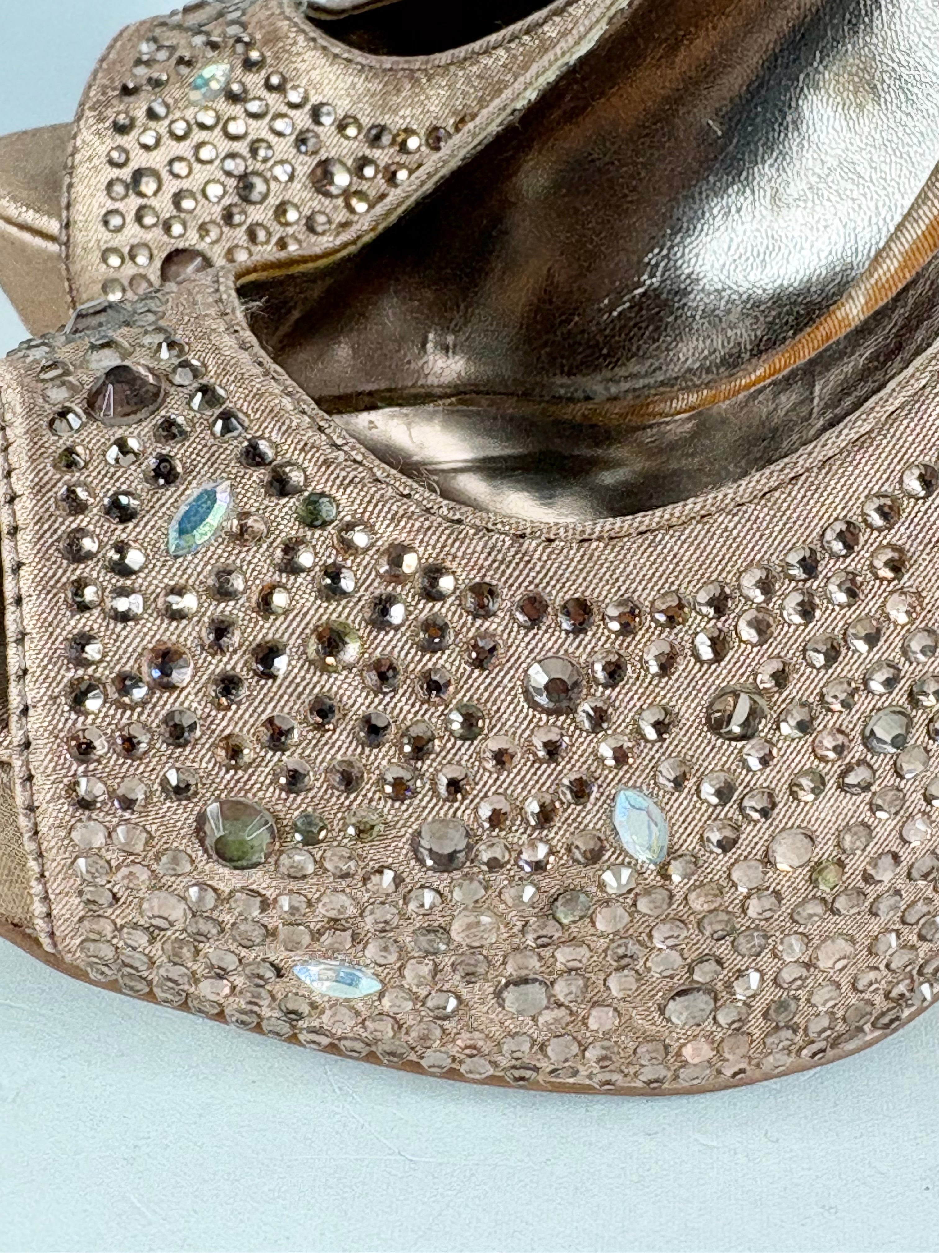 Steve Madden Copper Satin & Rhinestone Embellished 'Cycile' Peep-Toe Pumps - EU37/38
