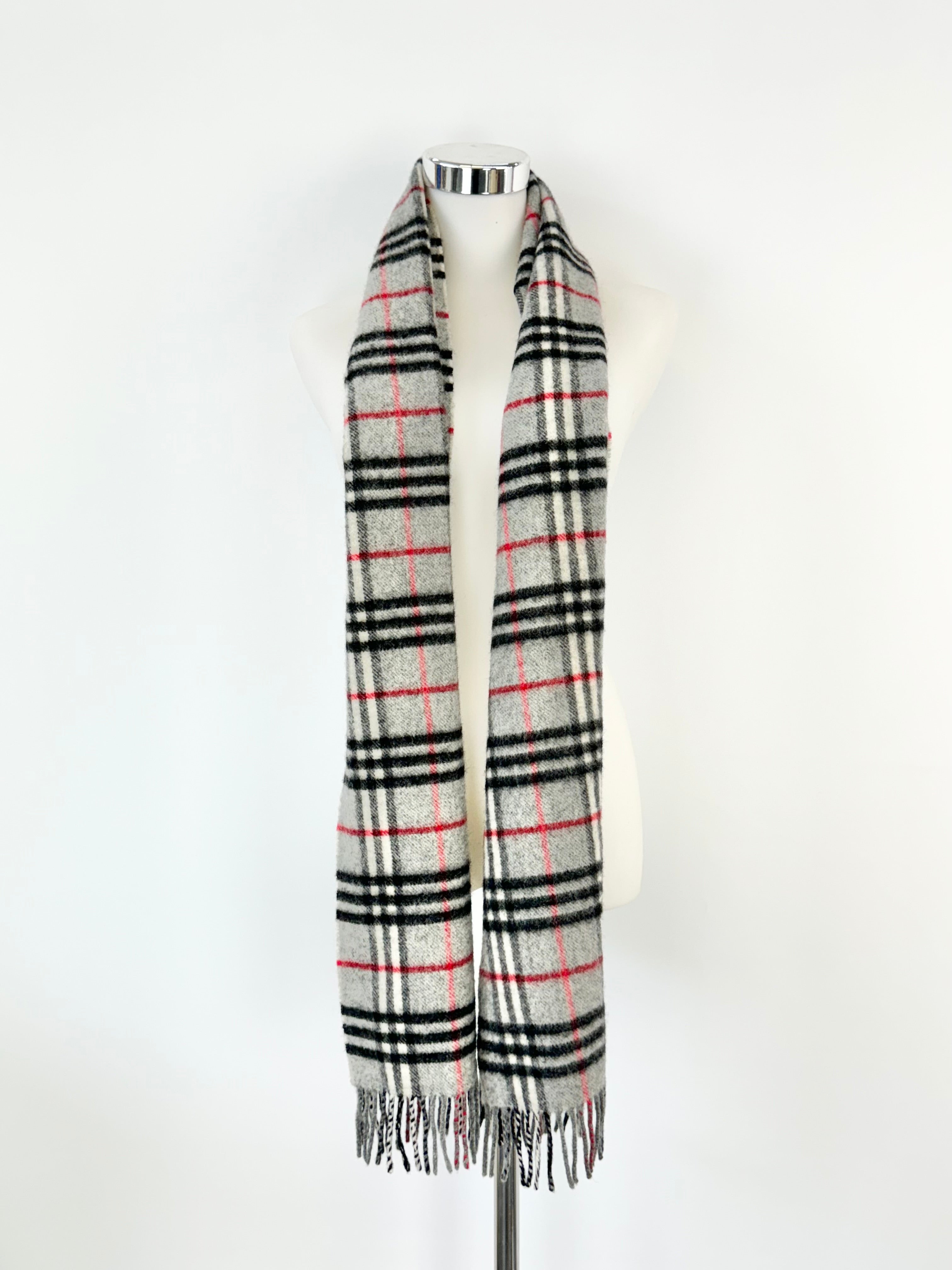 Burberrys of London Grey Novacheck Wool Scarf