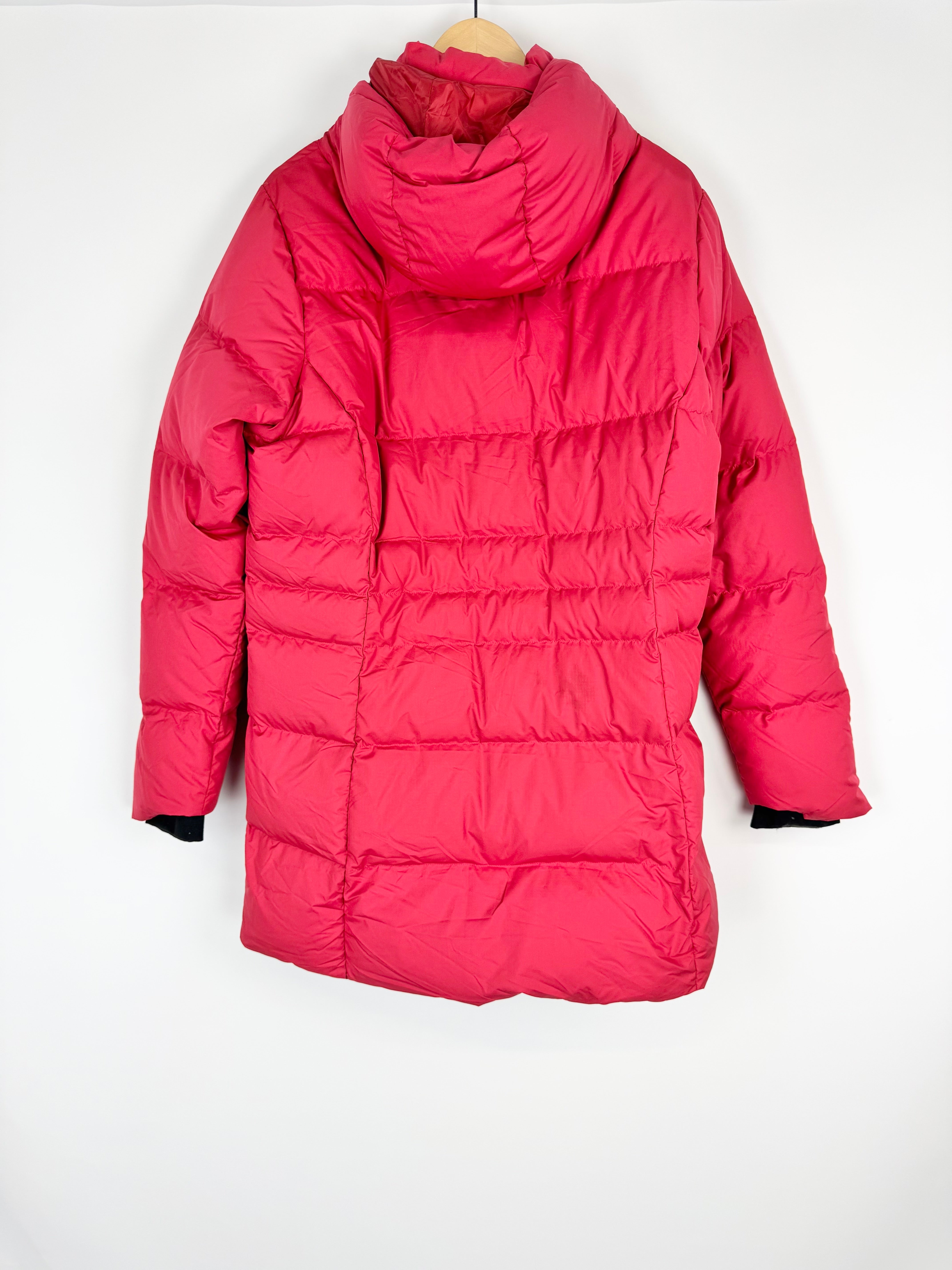 Macpac Rose Red ‘Aurora American Beauty’ Puffer Coat NWT - AU16