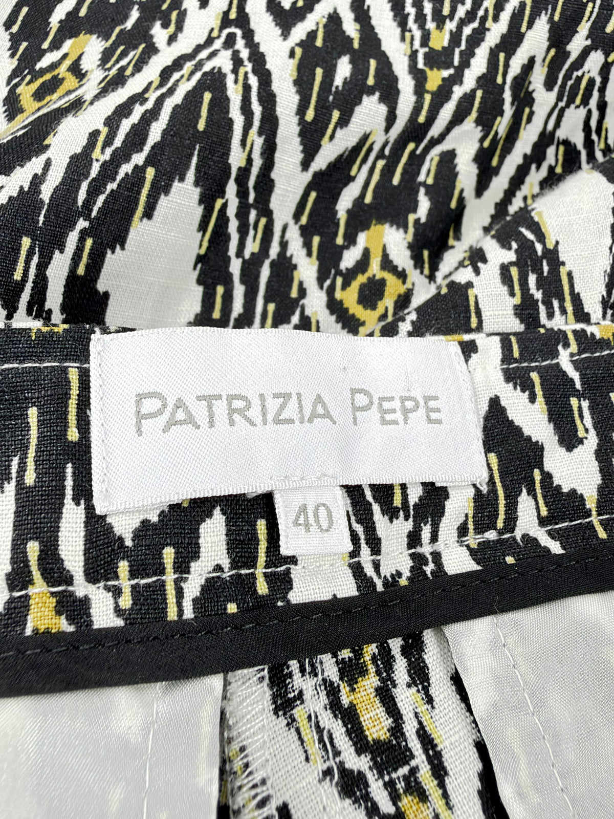 Patrizia Pepe Black, White & Gold Patterned Linen Slacks - AU10