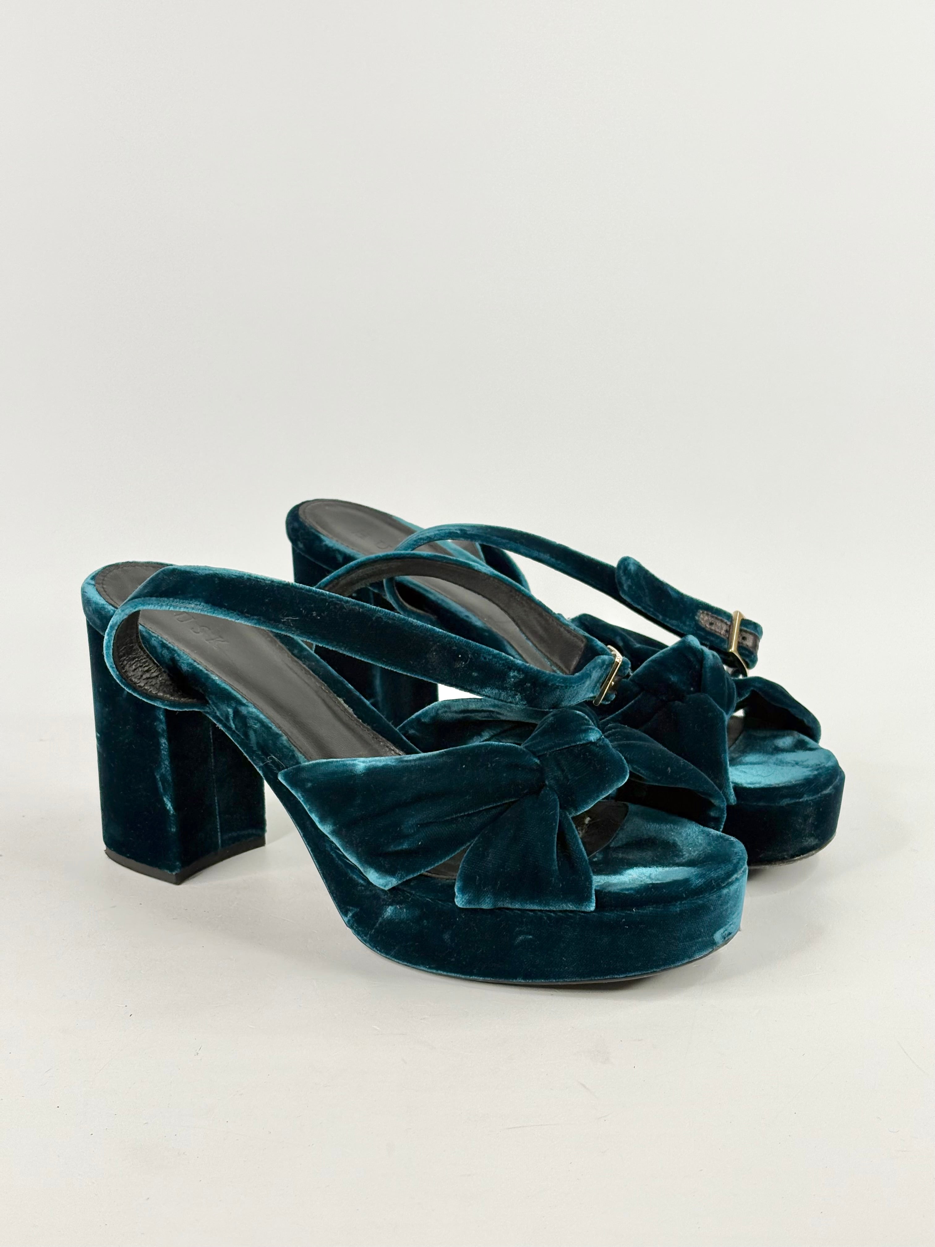 Husk Blue Velvet Sandals - EU41