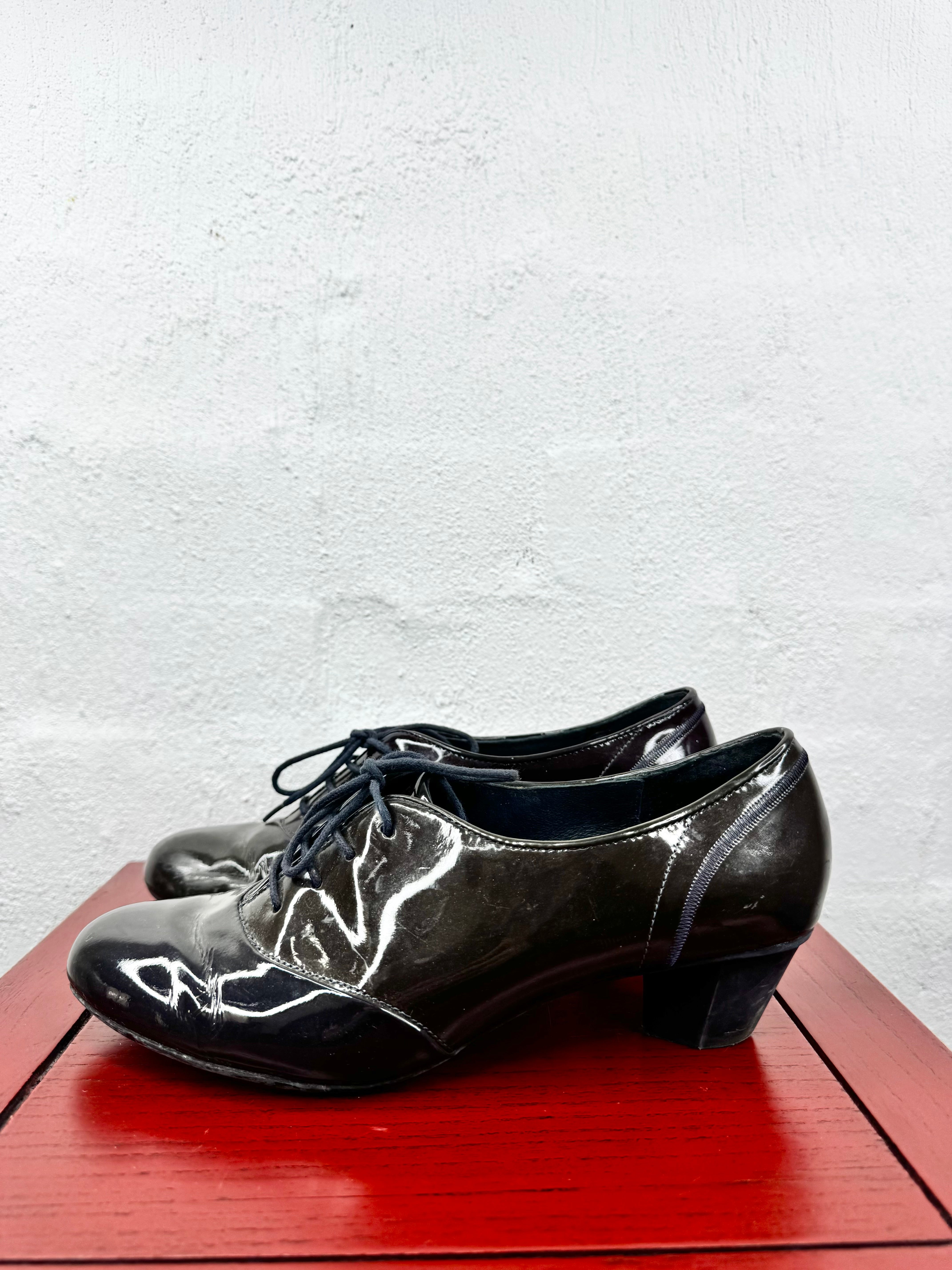 Camper Olive Green & Navy Patent Leather Lace Ups - EU39