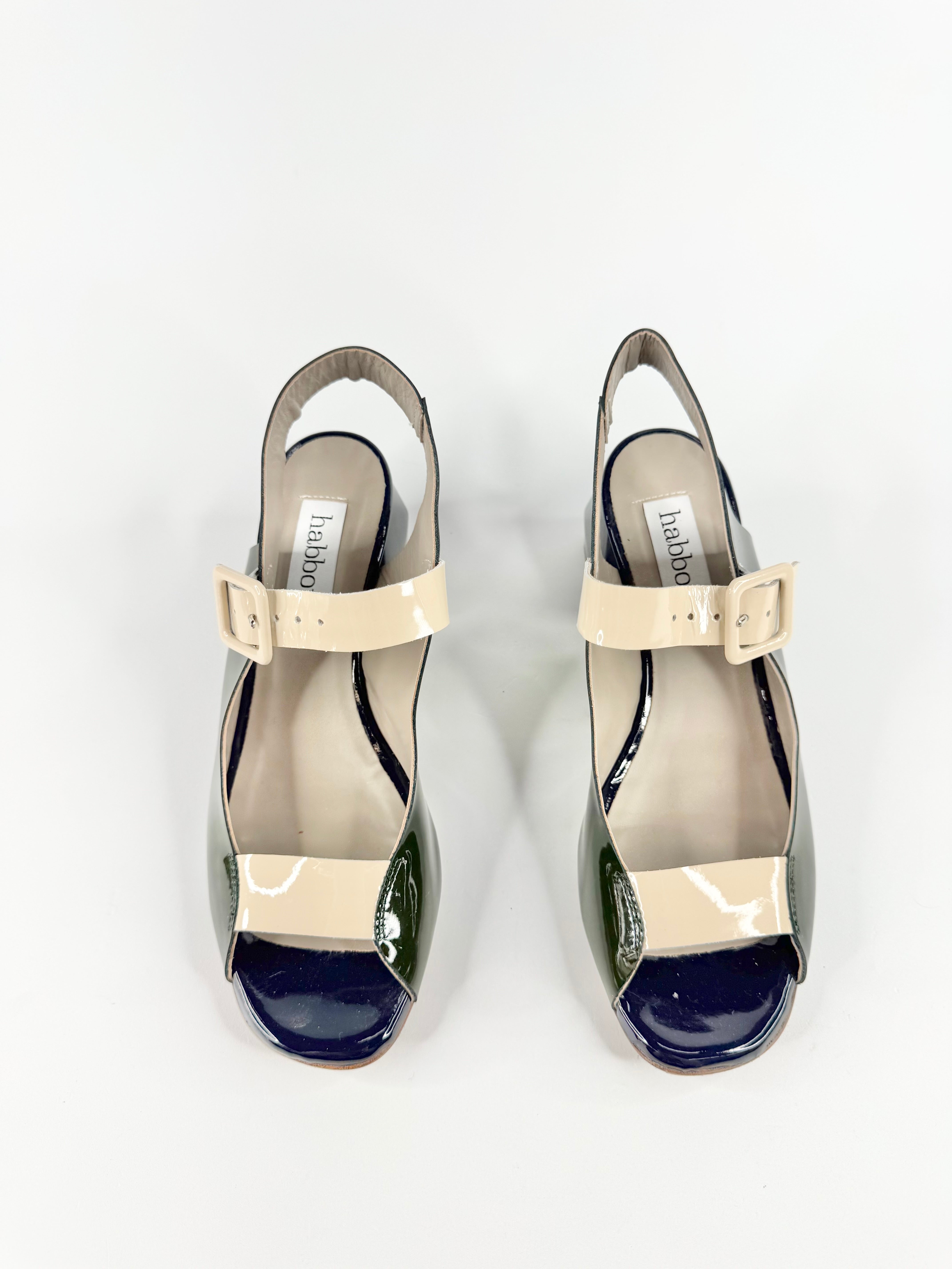Habbot Dark Green, Navy & Beige 'Luca' Patent Leather Low Block Heel Sandals - EU40