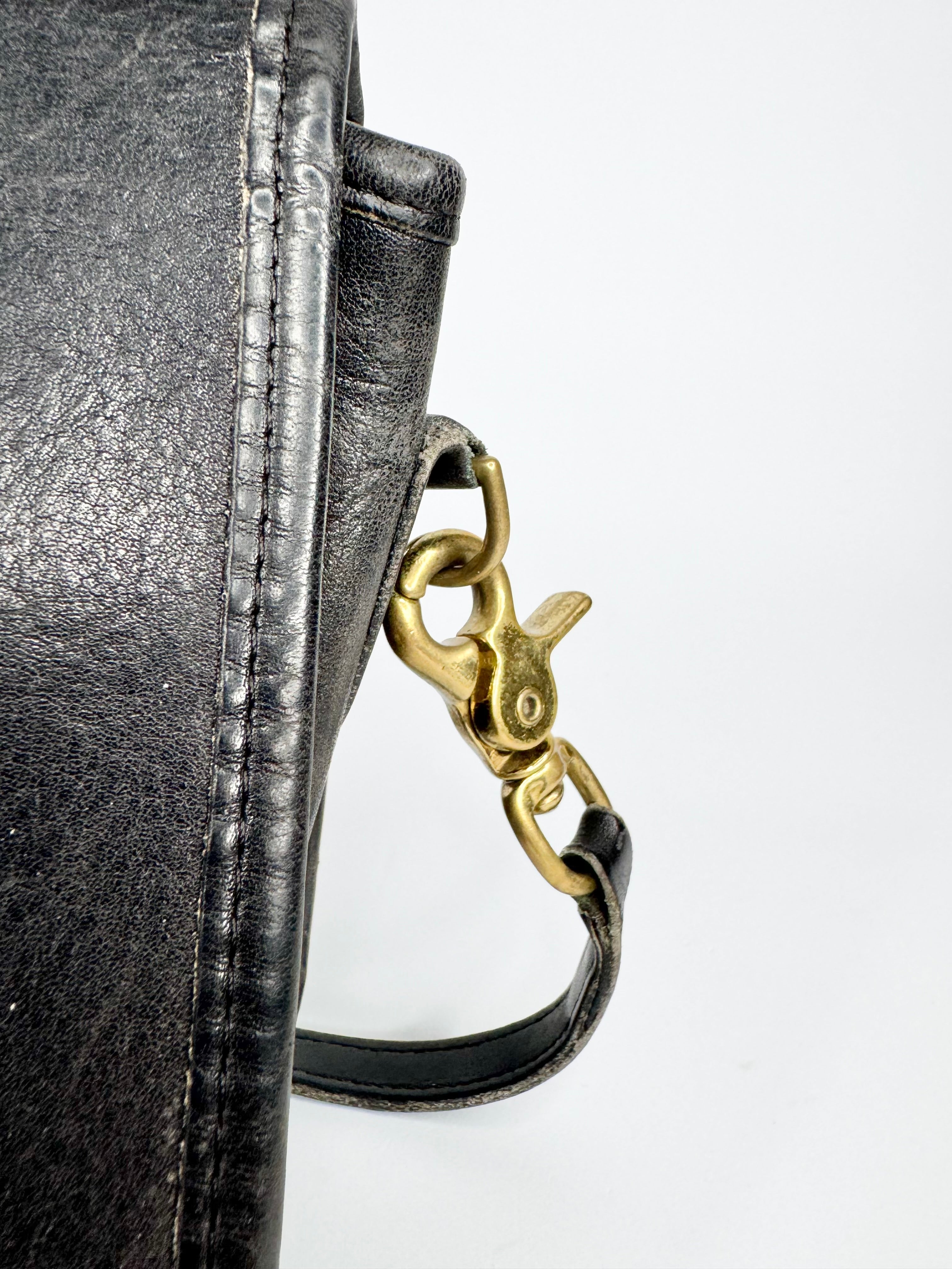 Vintage Coach Black Cross Body Leather Bag