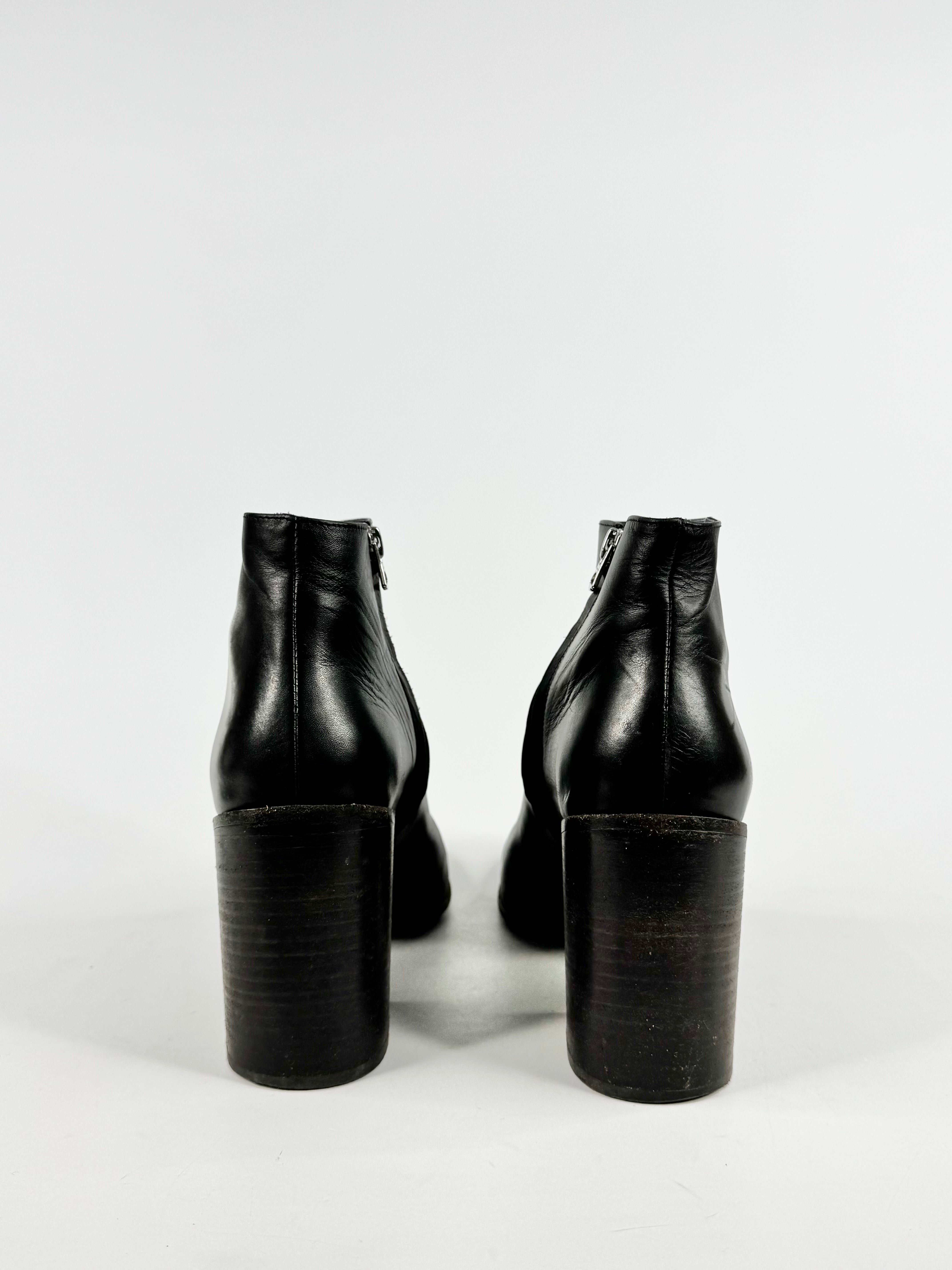 Acne Studios Black Ankle Boots - EU40