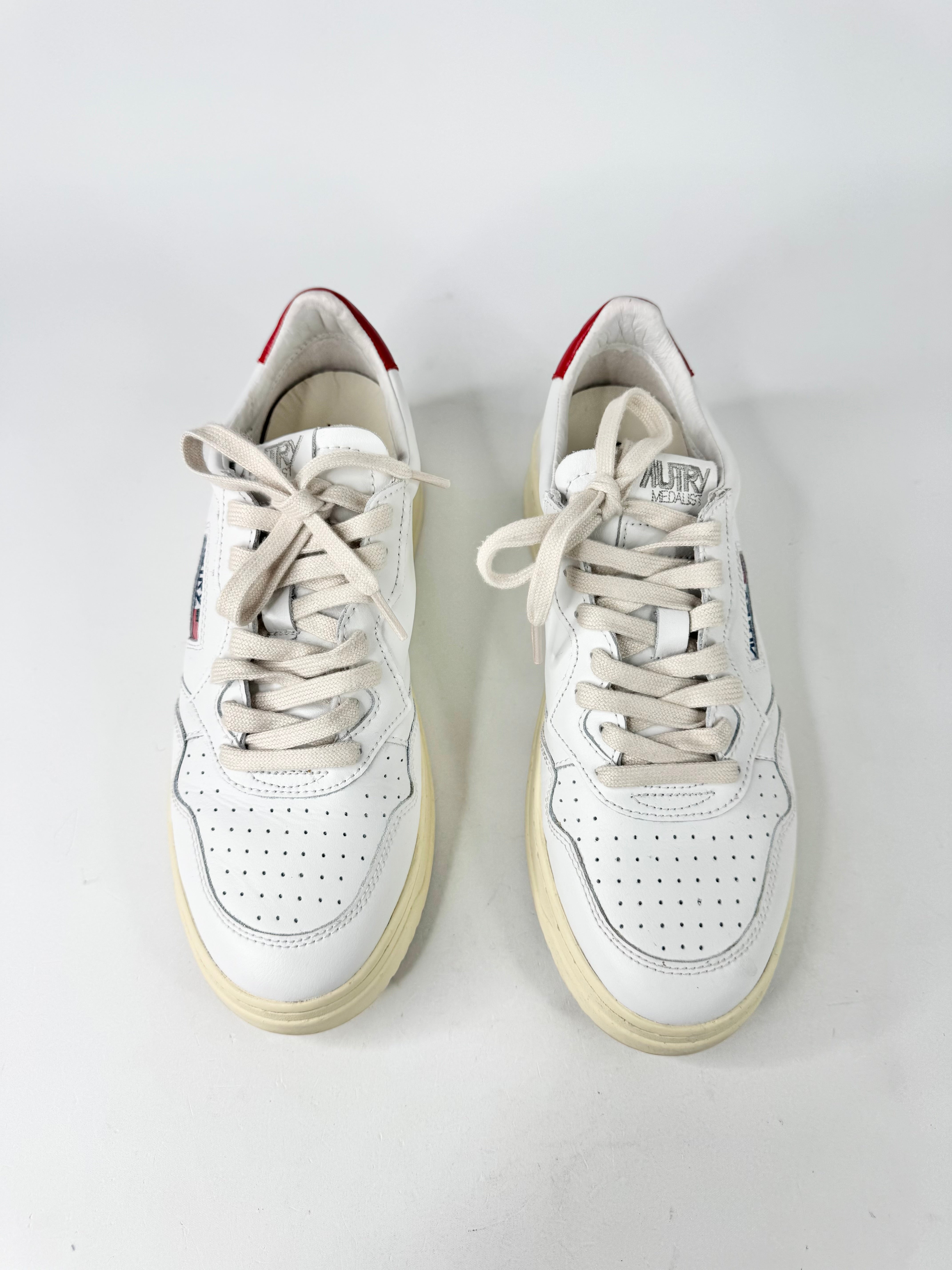 Autry 01 Red & White Low Top Leather Sneakers - EU41