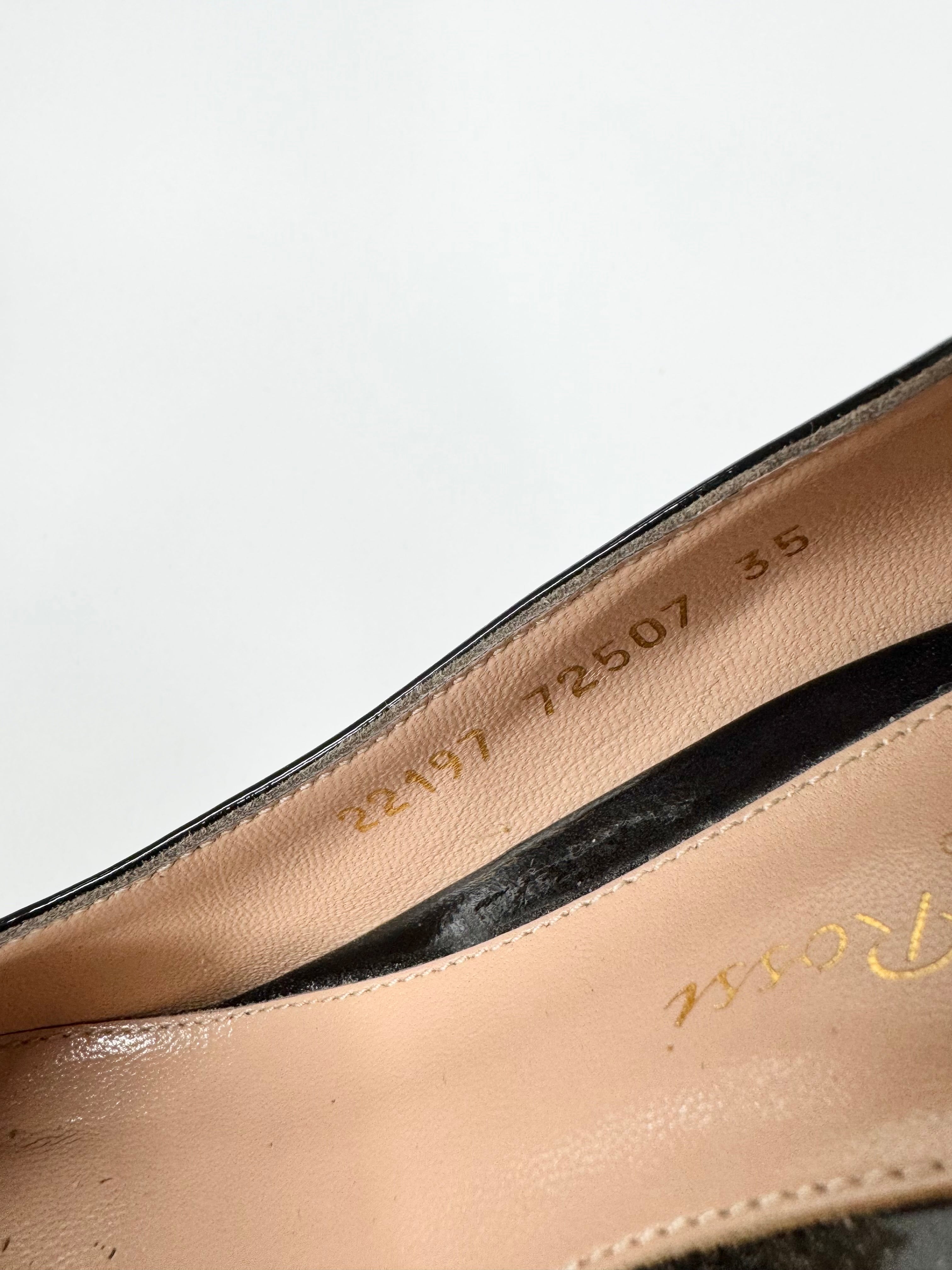 Gianvito Rossi Black Patent Leather 'Manila' Vernice Pumps - EU35