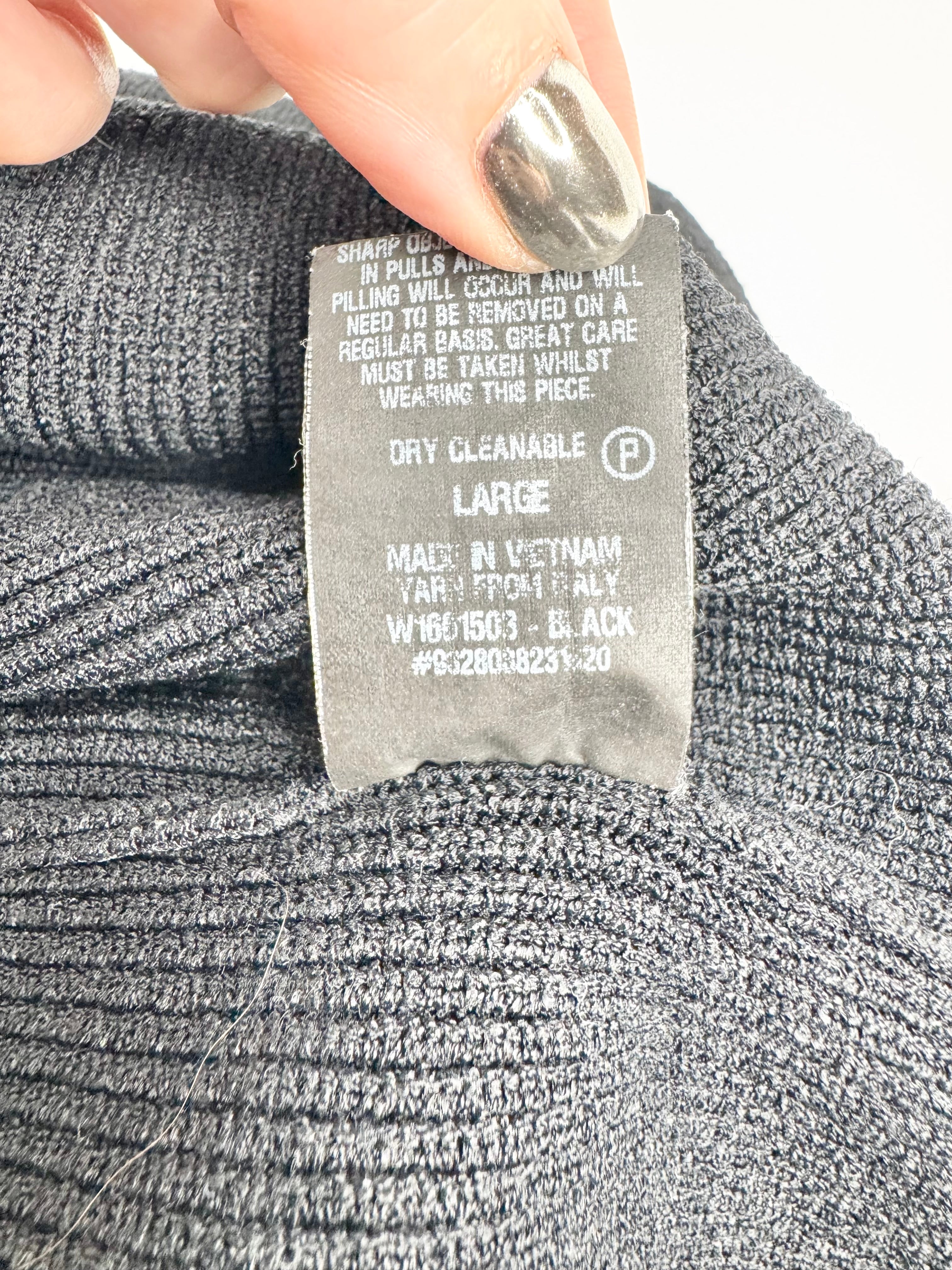 Scanlan Theodore Black Asymmetrical Rib Knit Sweater - AU12/14