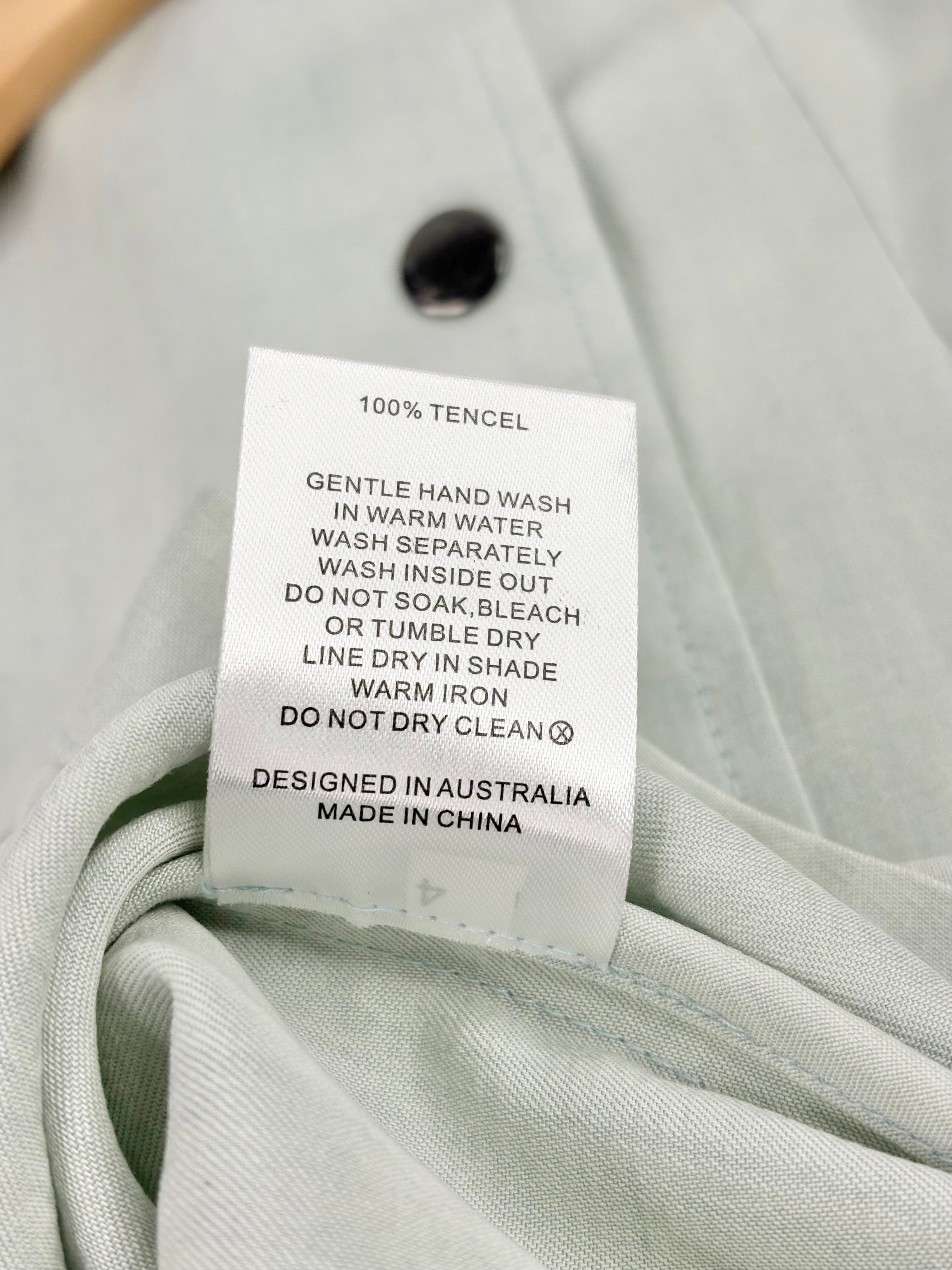 Ella Sanders Pale Sage Asymmetric-Button Up Summery Jacket - AU6/8