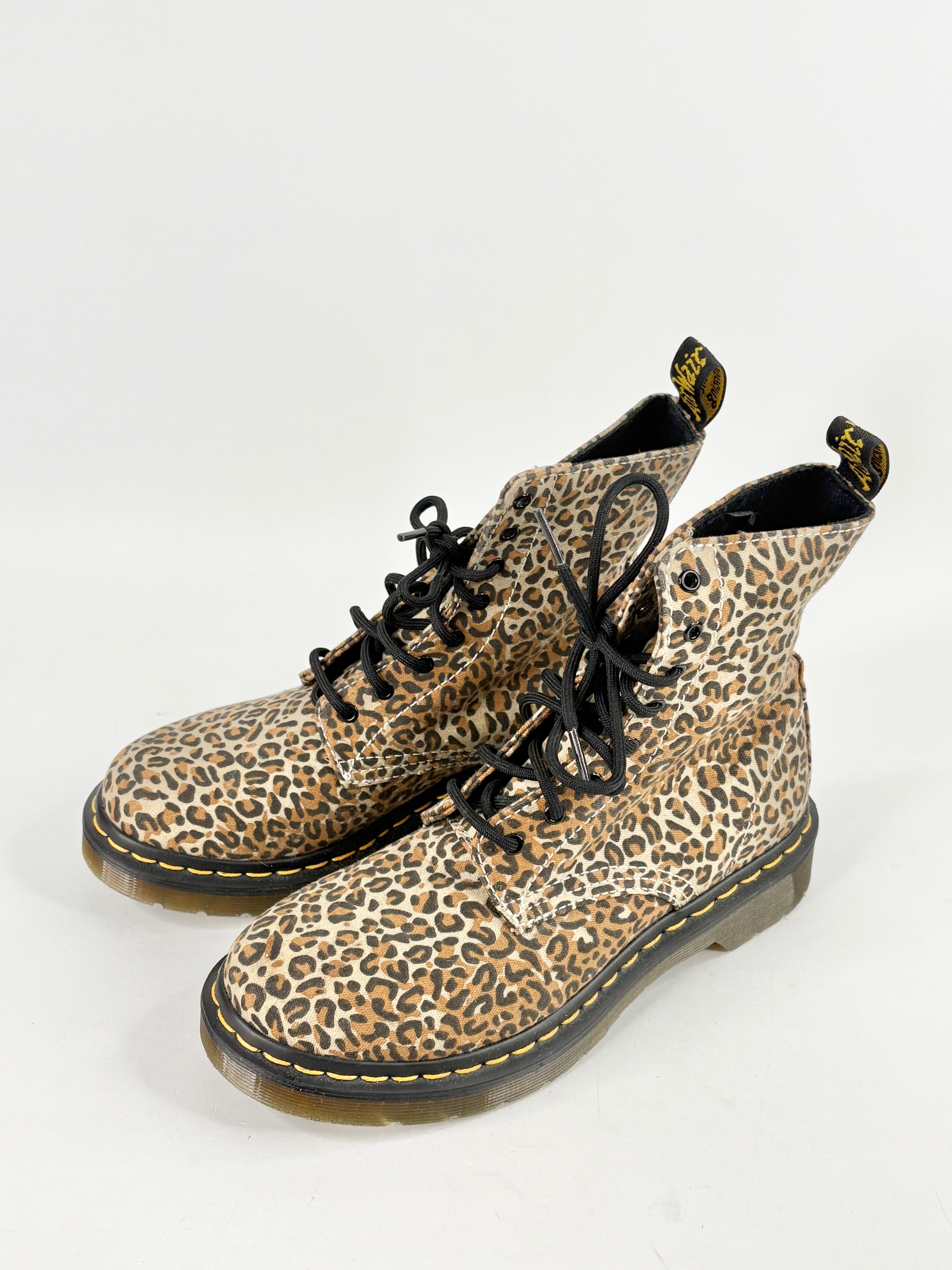 Dr. Martens Leopard Print Canvas 'Beckett' Boots - EU38
