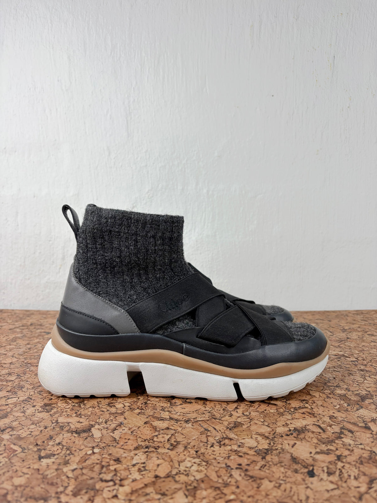 Chloé 'Sonnie' Black & Charcoal High-Top Sneakers - EU39