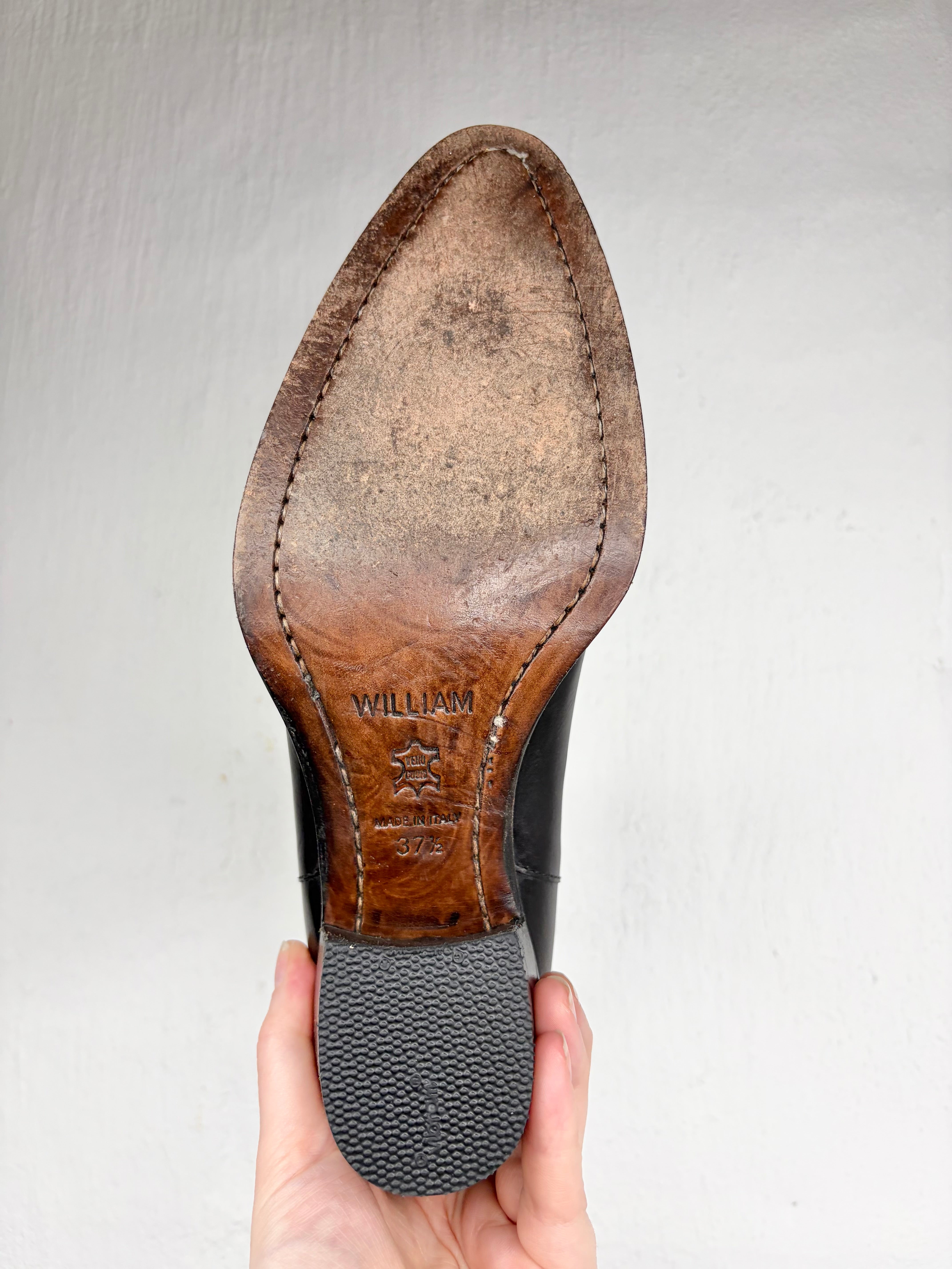 William Black Pointed Toe Leather Boots - EU37
