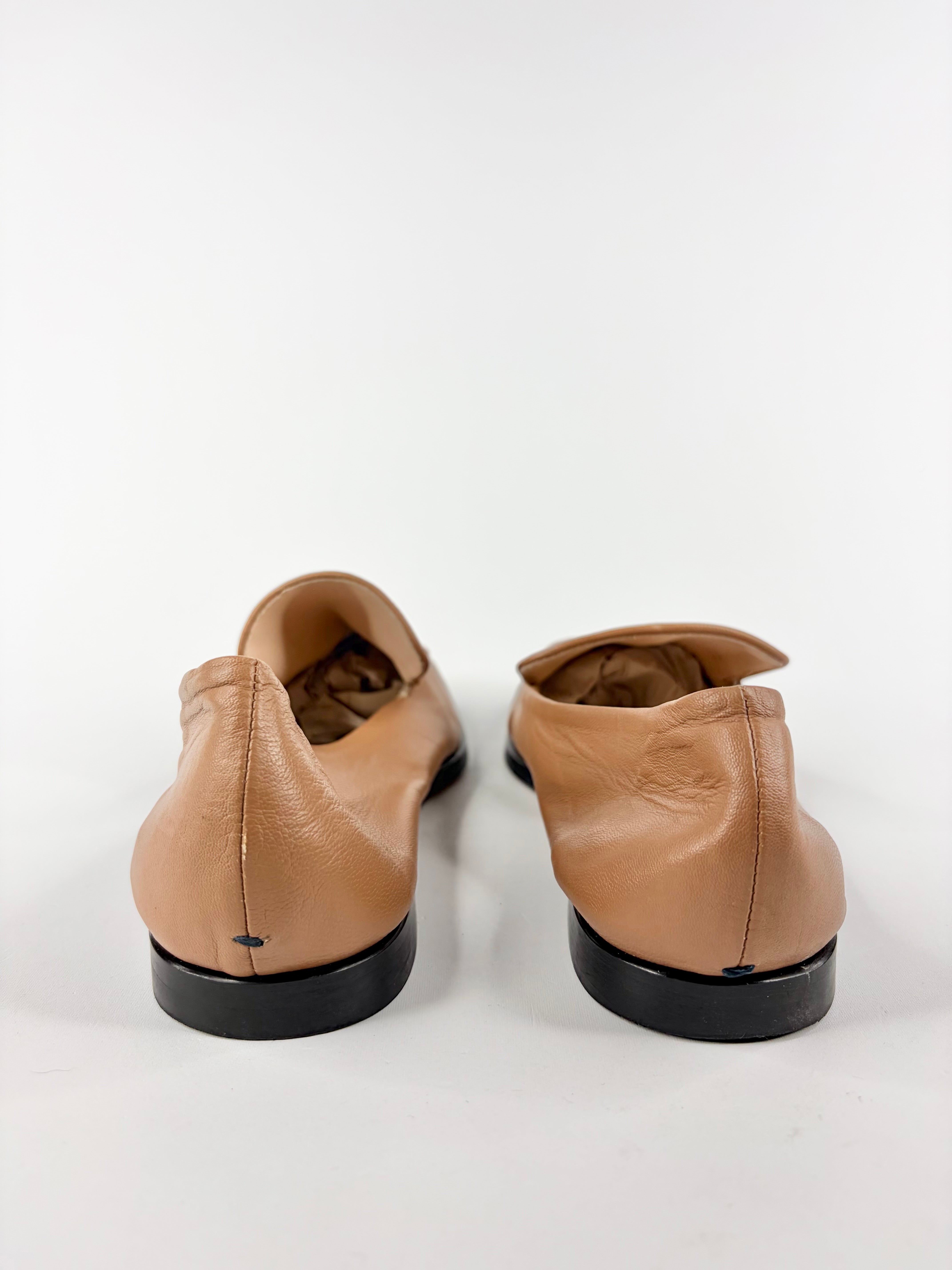 Essen Eggshell Leather Loafers - EU39