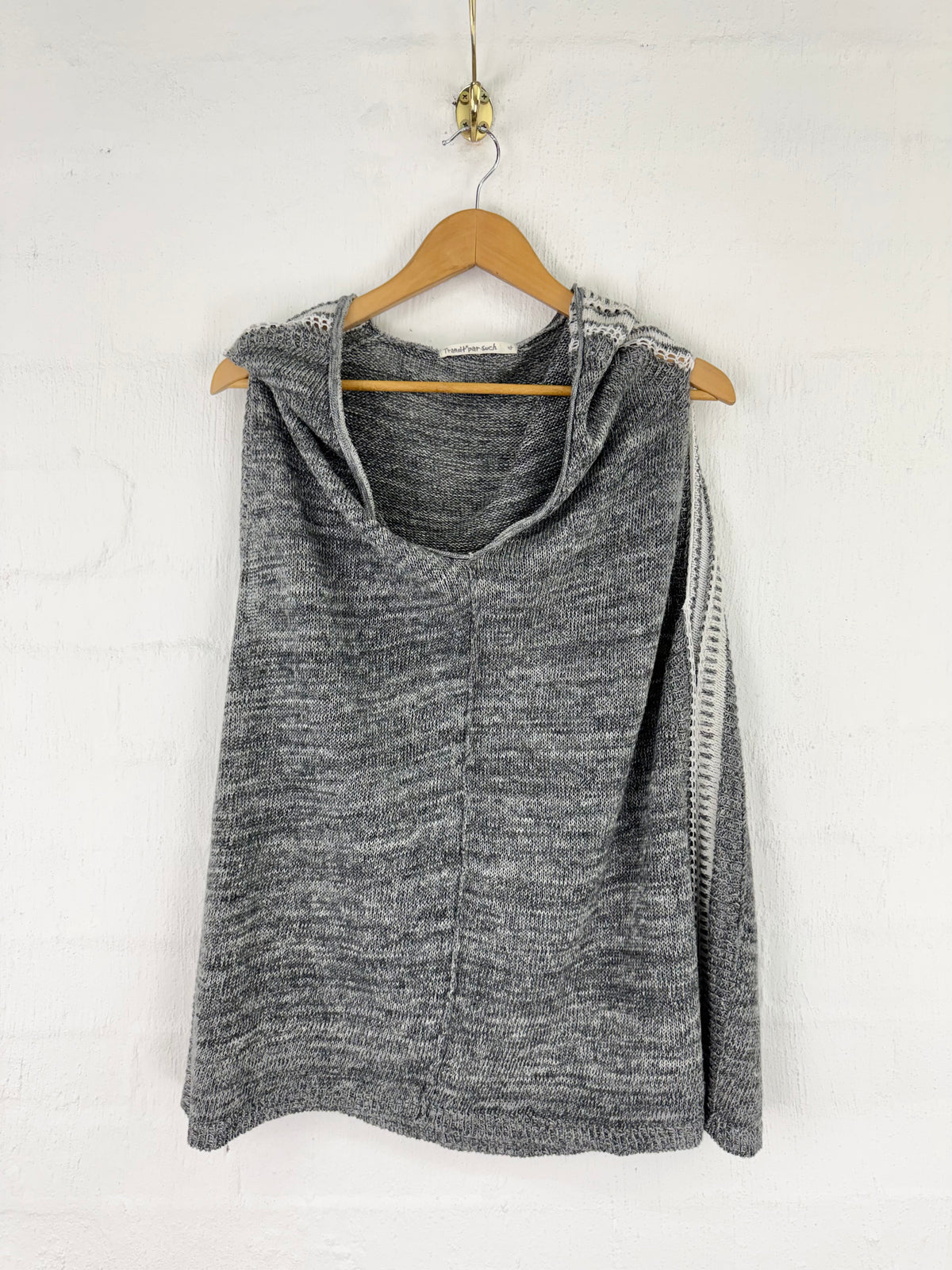 Transit Par Such Grey & White Sleeveless Knit Sweater - AU14