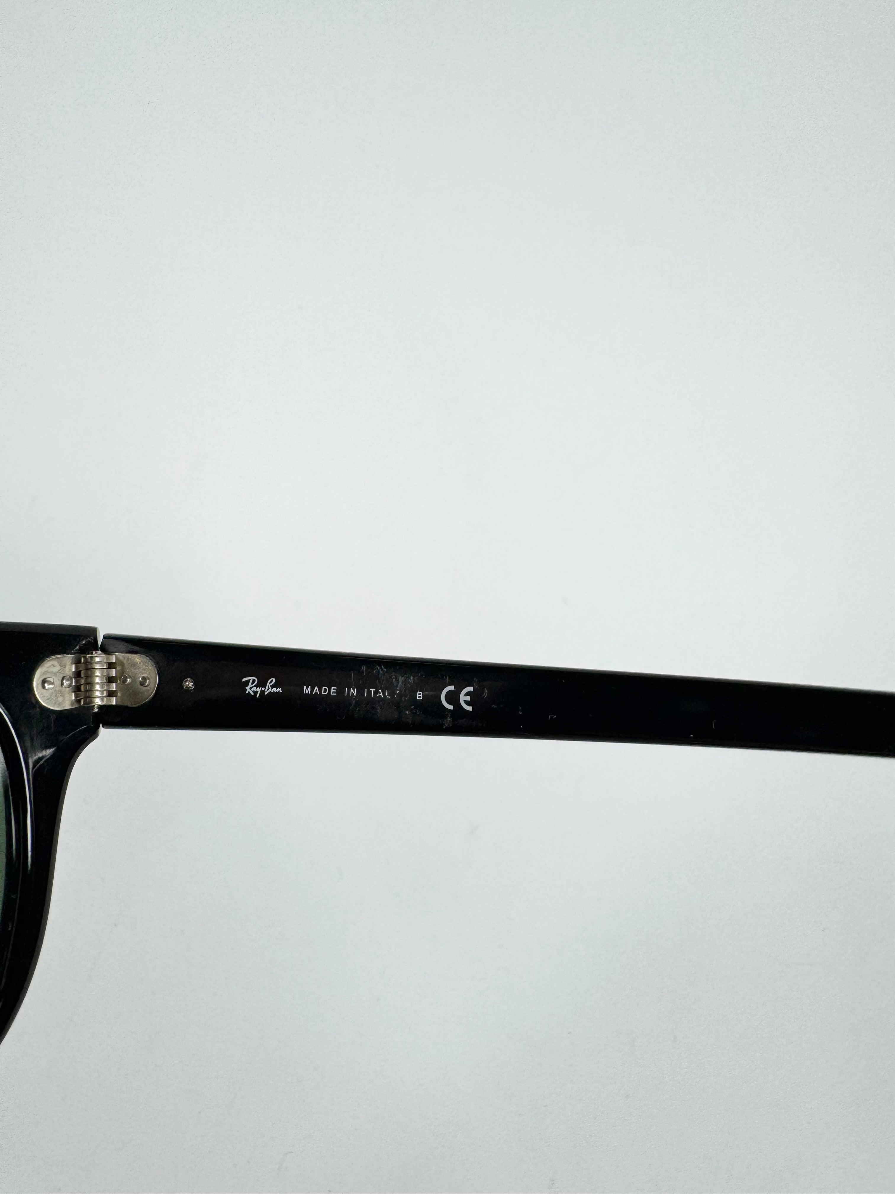 Ray Ban Black 'Meteor' Sunglasses