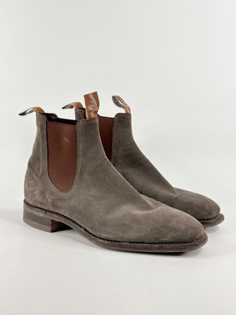 R.M. Williams Ash Suede Chelsea Boots - 9G