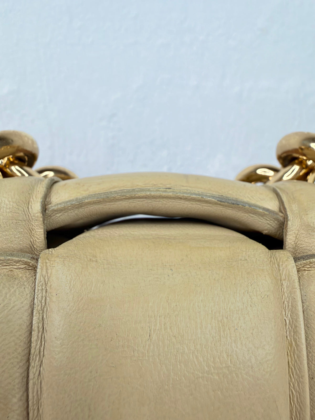 Bottega Veneta Chain Cassette Bag in Porridge & Gold