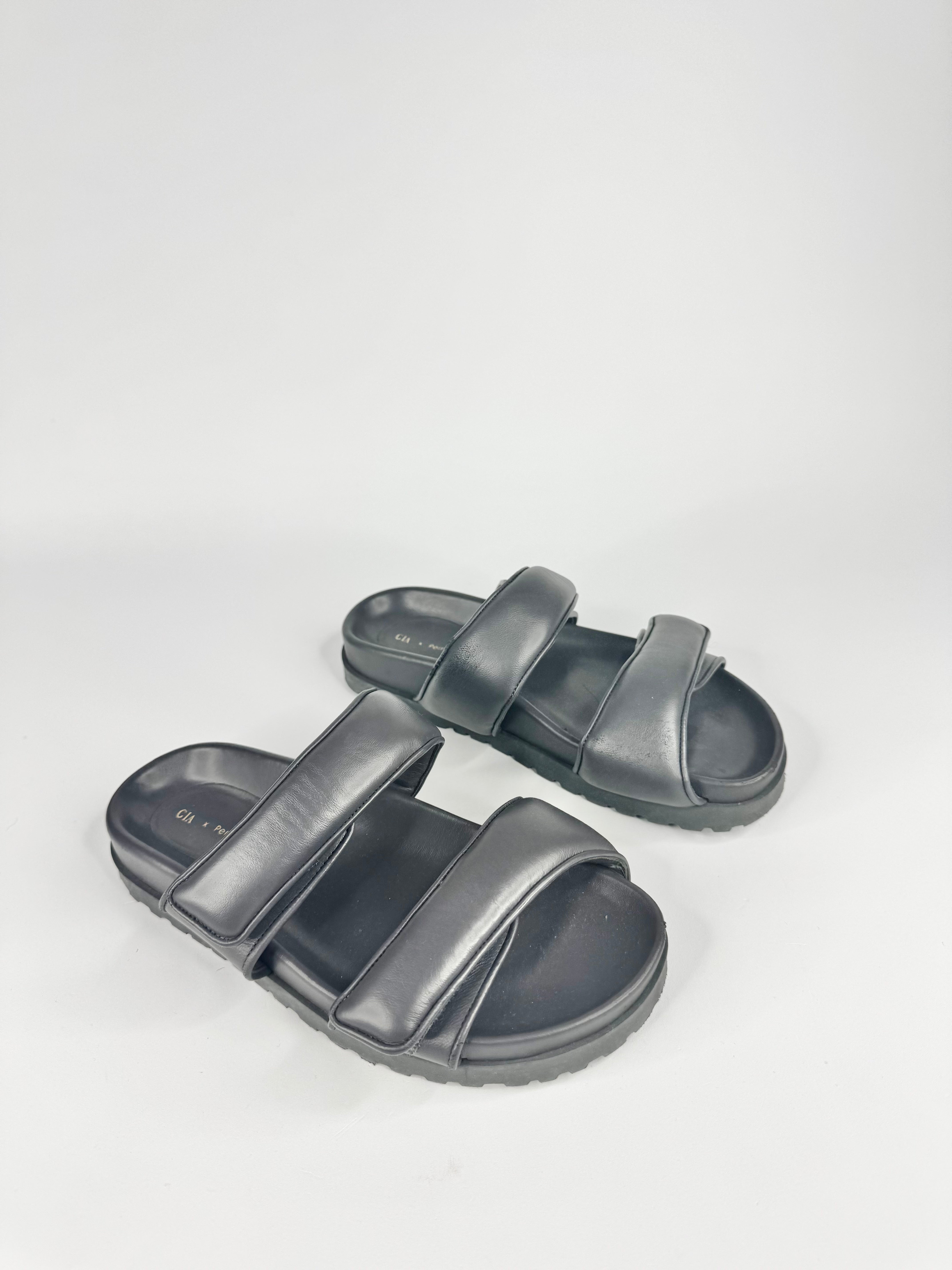 CIA x Pernille Teisbaek Minimalist Ash Grey Slides - EU36