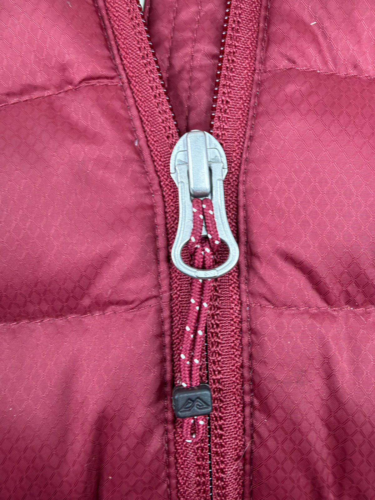 Kathmandu Port Wine 'Heli' Hooded Down Vest - AU14