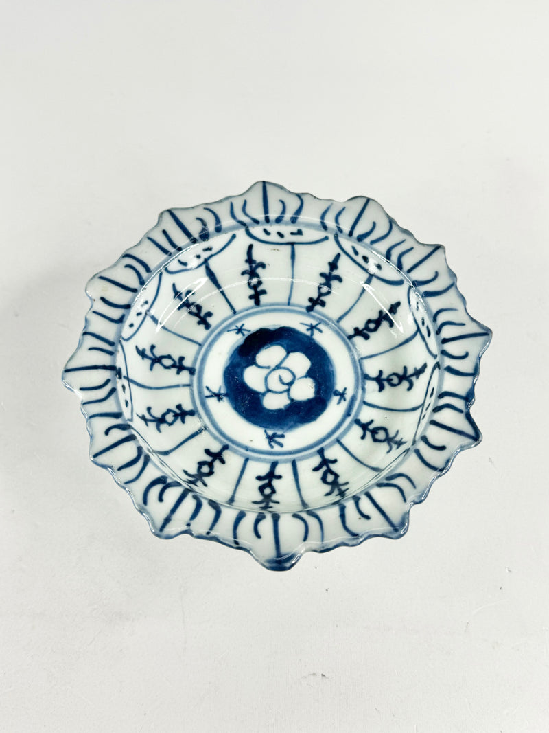 Antique Chinese Blue & White Porcelain Tazza