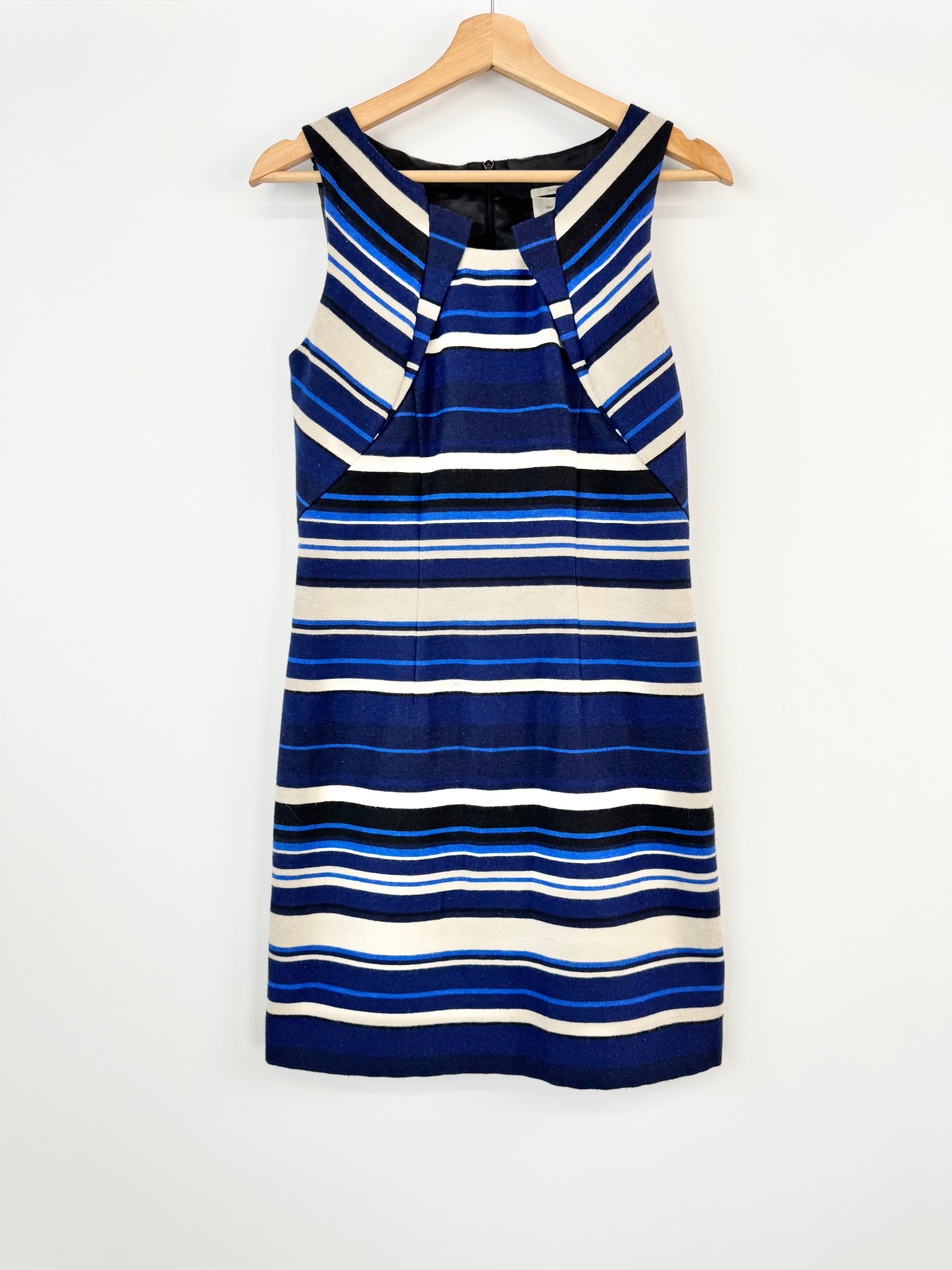 Veronika Maine Blue & Ivory Sleeveless Over The Knee Dress - AU6