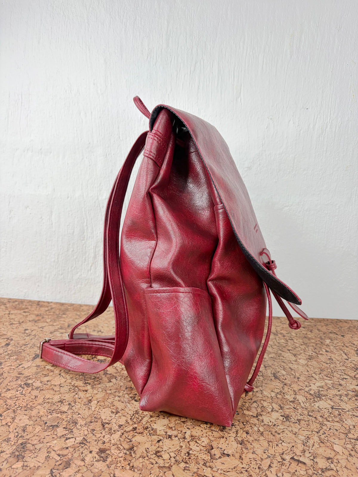 Millenium Joinus Red Leather Bagpack