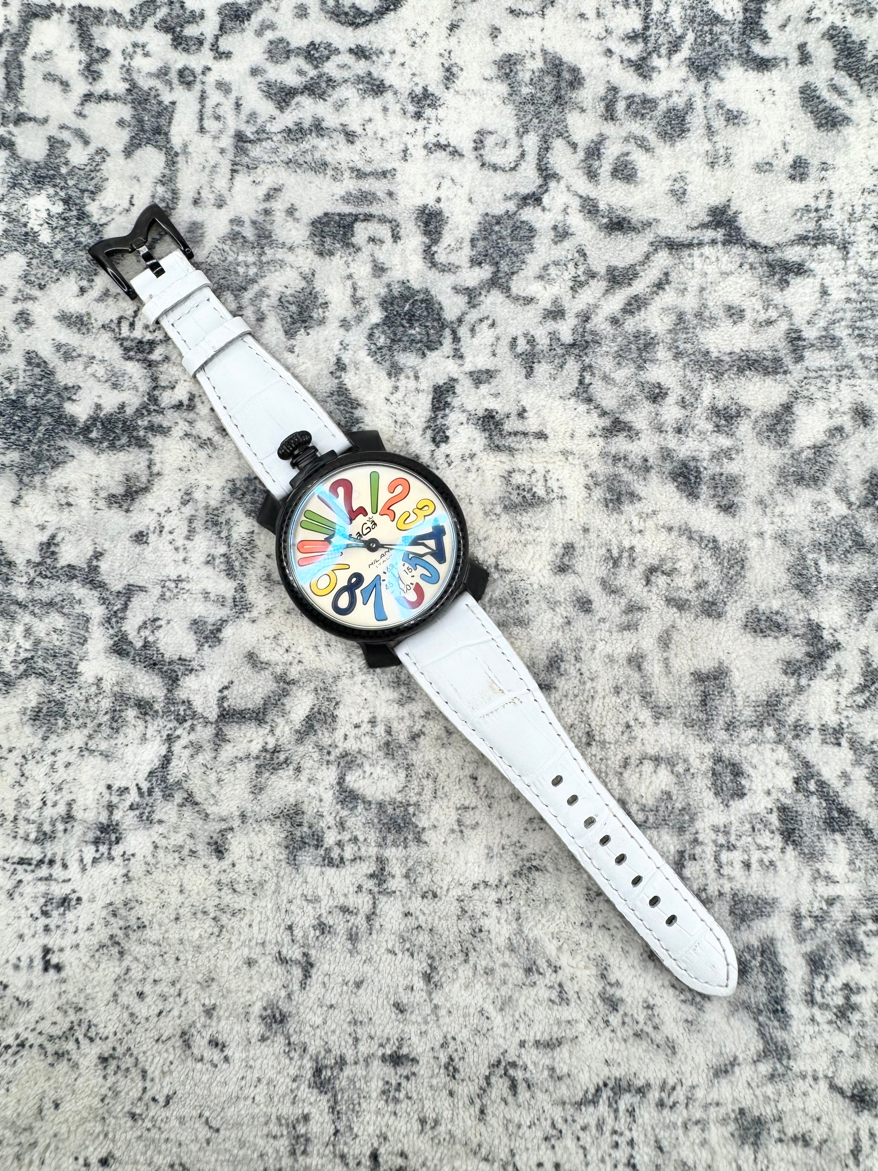 Gaga Milano Italy XL Gold Face Multicolour Numeral Manuale Meccanico Watch