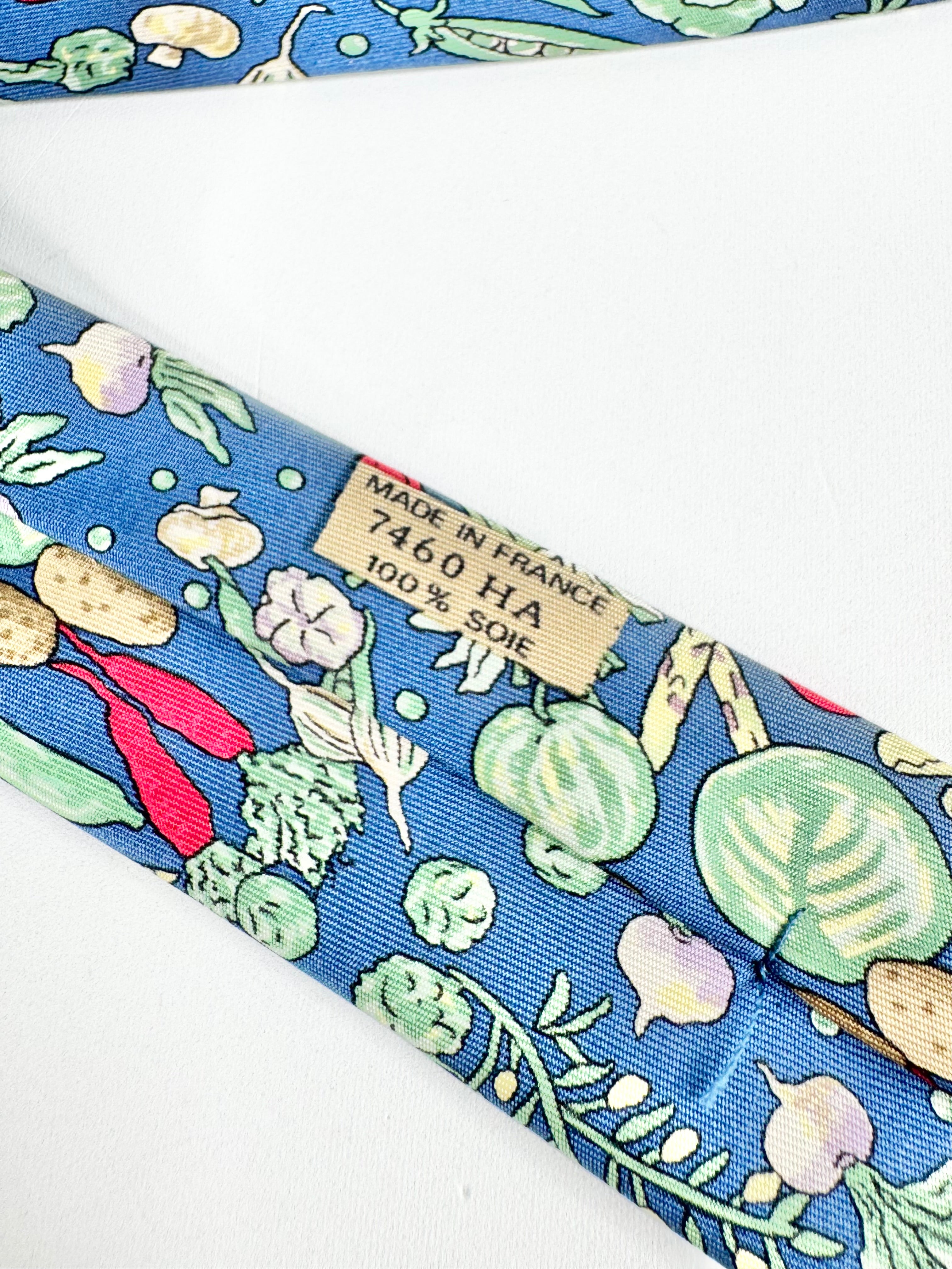 Vintage 90s Hermès Blue Silk Vegetable Patterned '7460' Tie