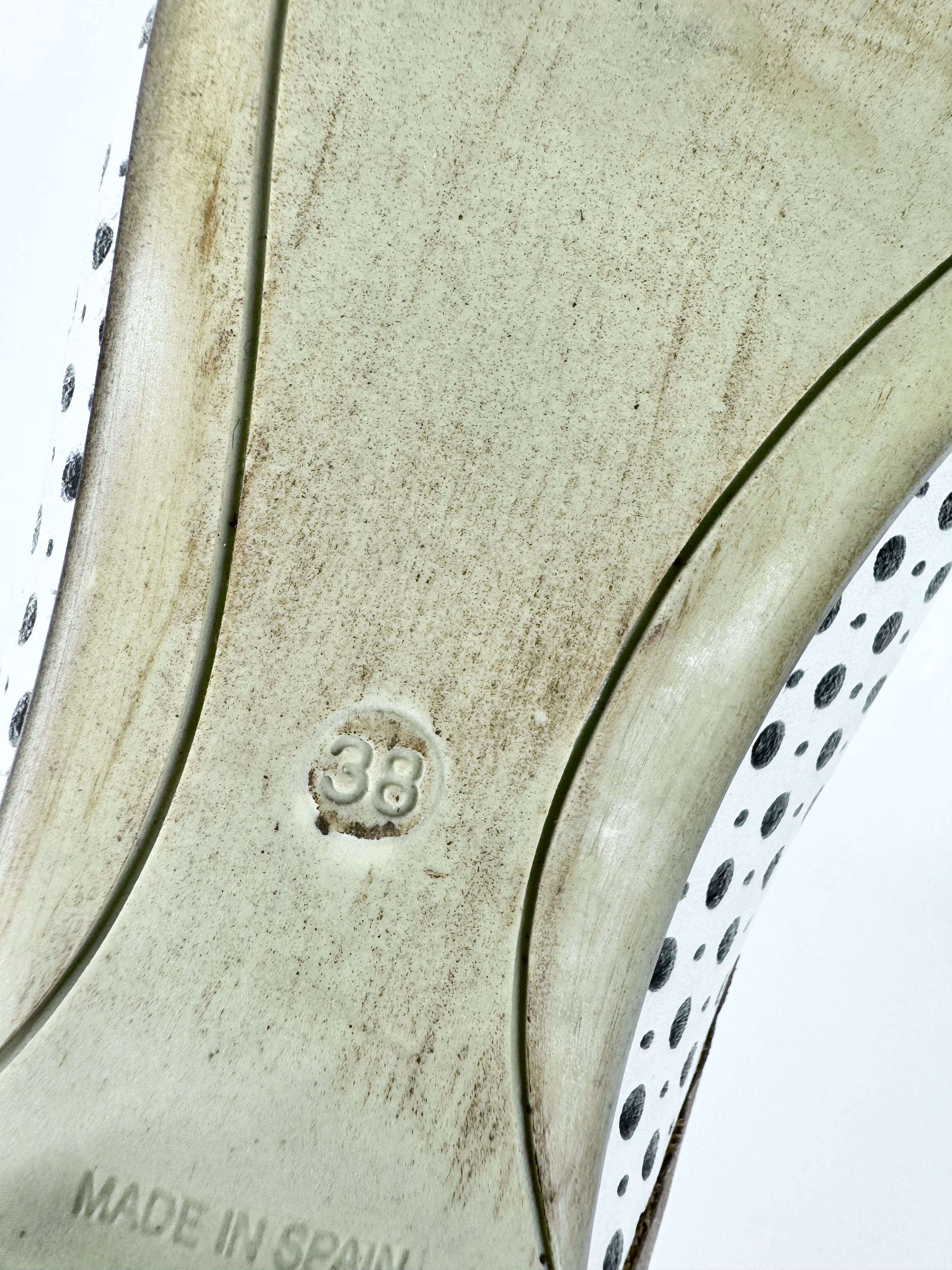 Funchal Lady Tan & White Lace Ups - EU38