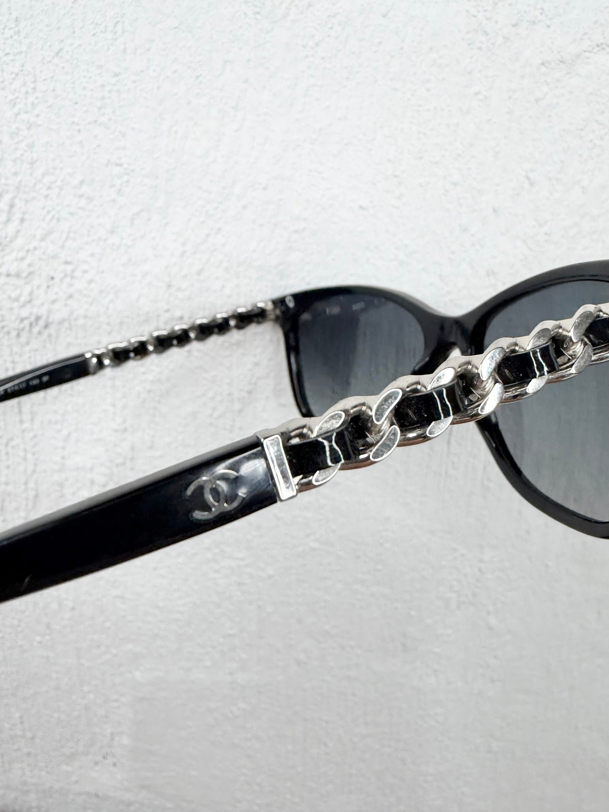 Chanel Black 5280-Polarised Chain Temple Squared Sunglasses