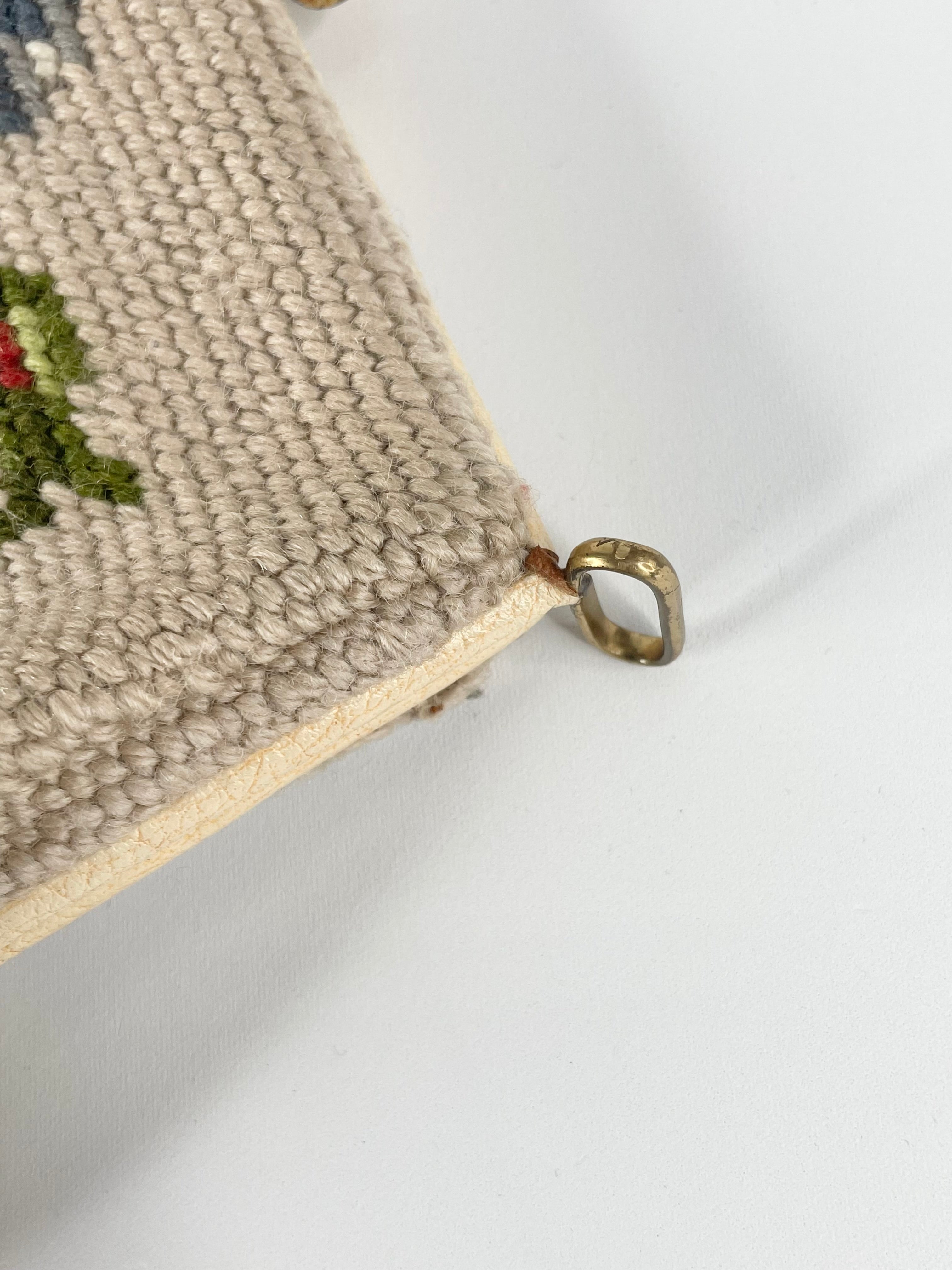 Vintage Needlepoint Floral Purse (No Strap)