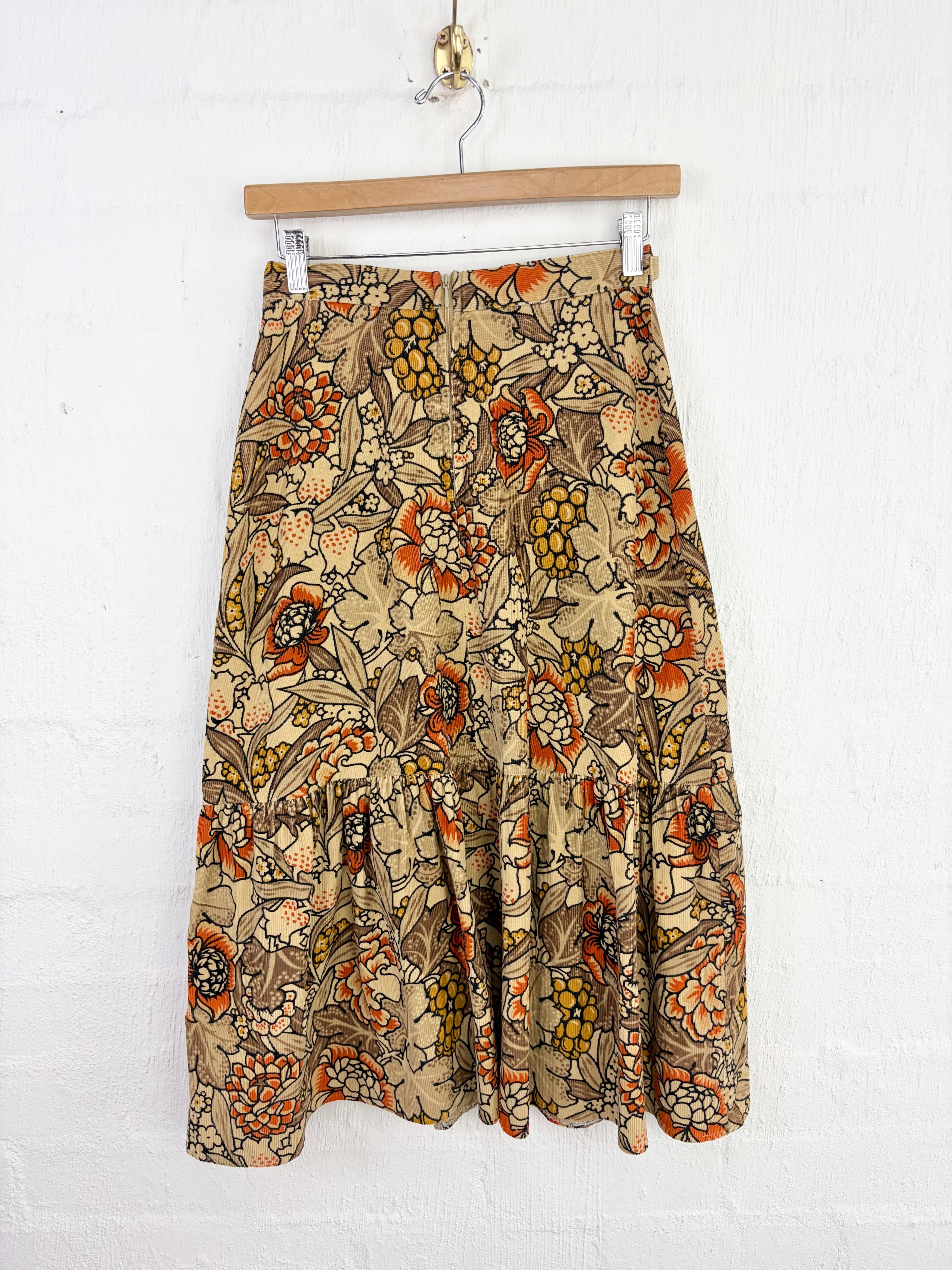 Retro Scandinavian Floral Patterned Corduroy Skirt - AU8/10