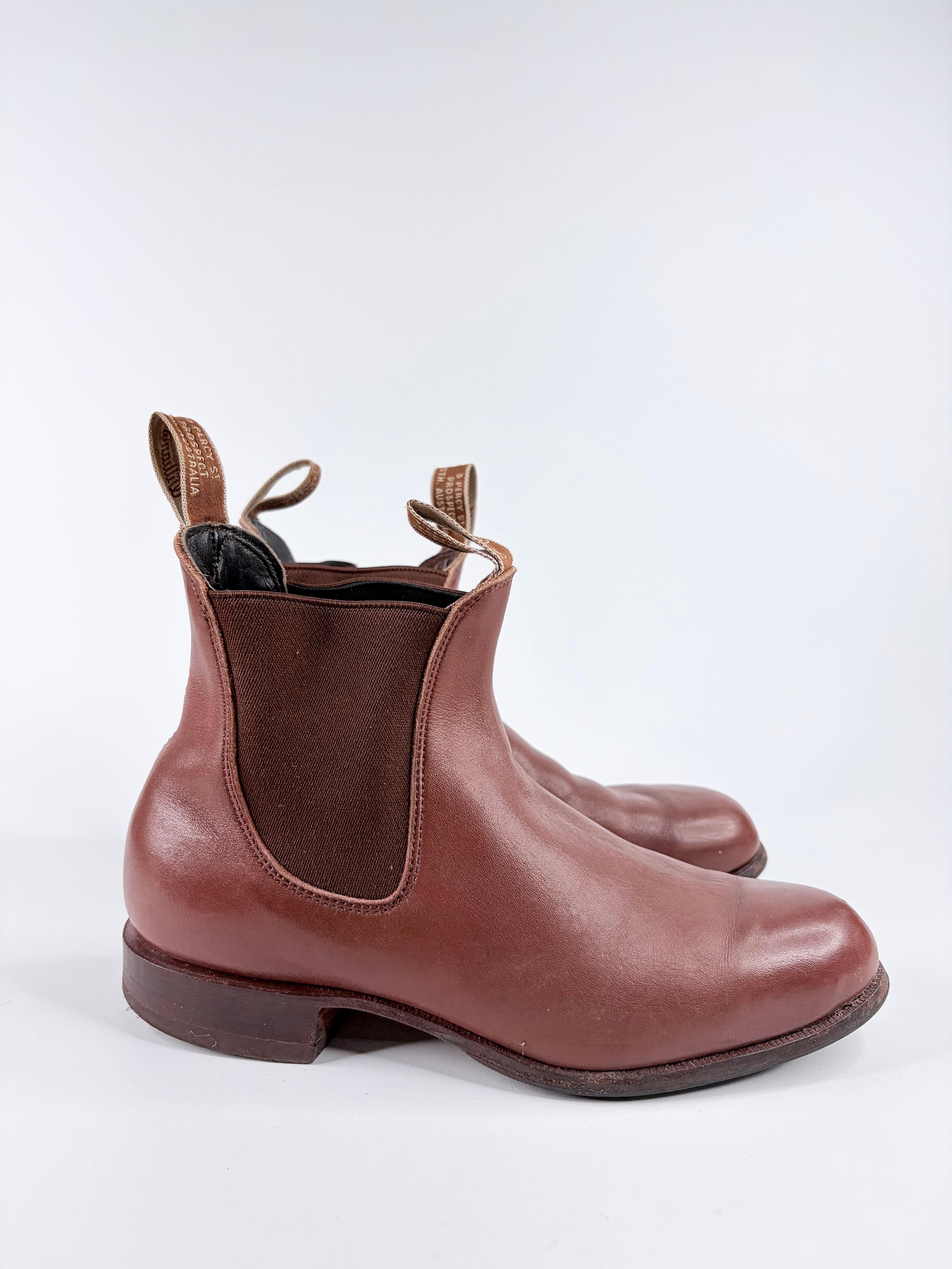 R.M. Williams Comfort Lady Yearling Chestnut Boots -