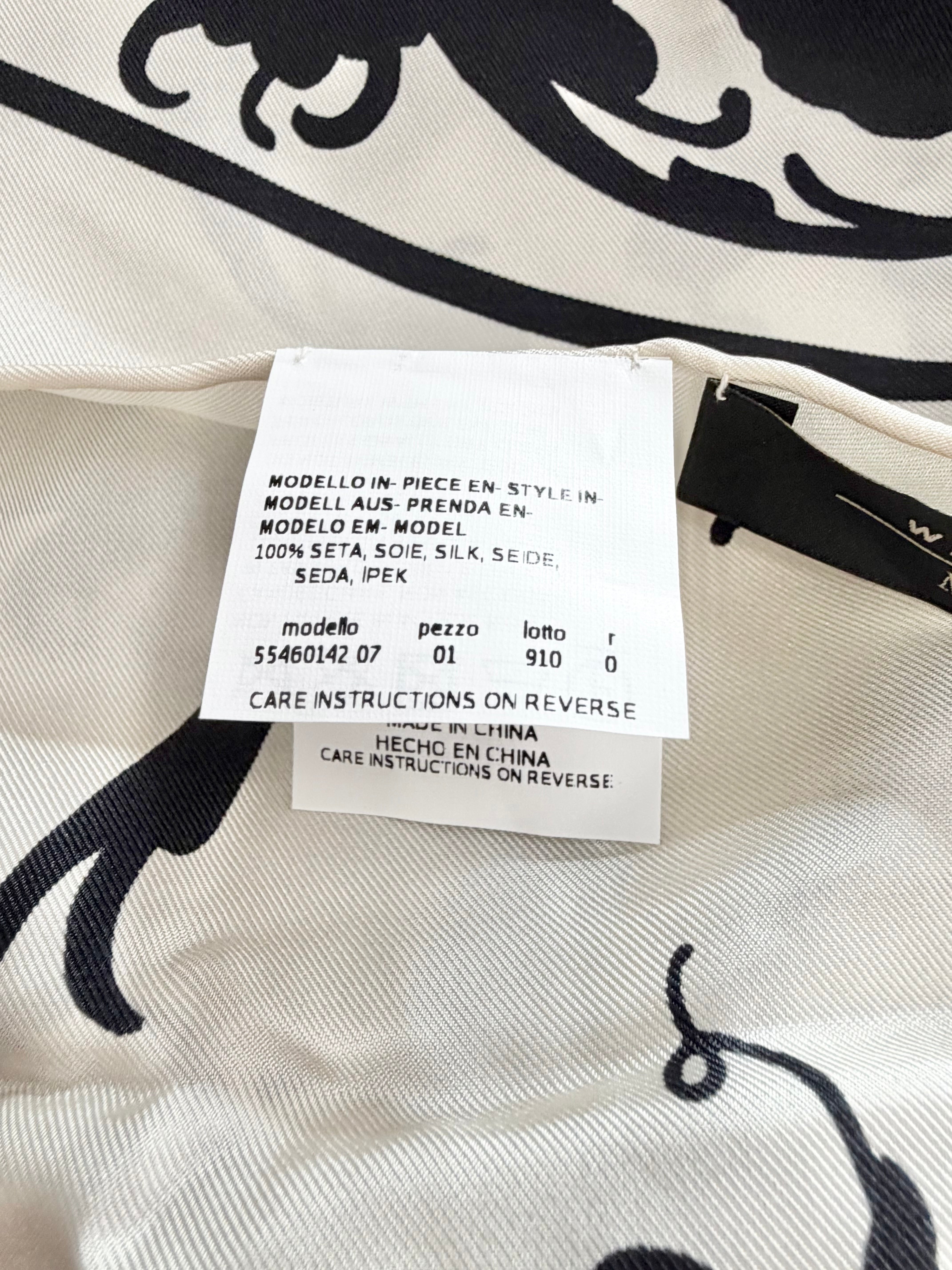 Weekend by Max Mara Ornamental Floral Motif Hand-Rolled Square Silk Scarf