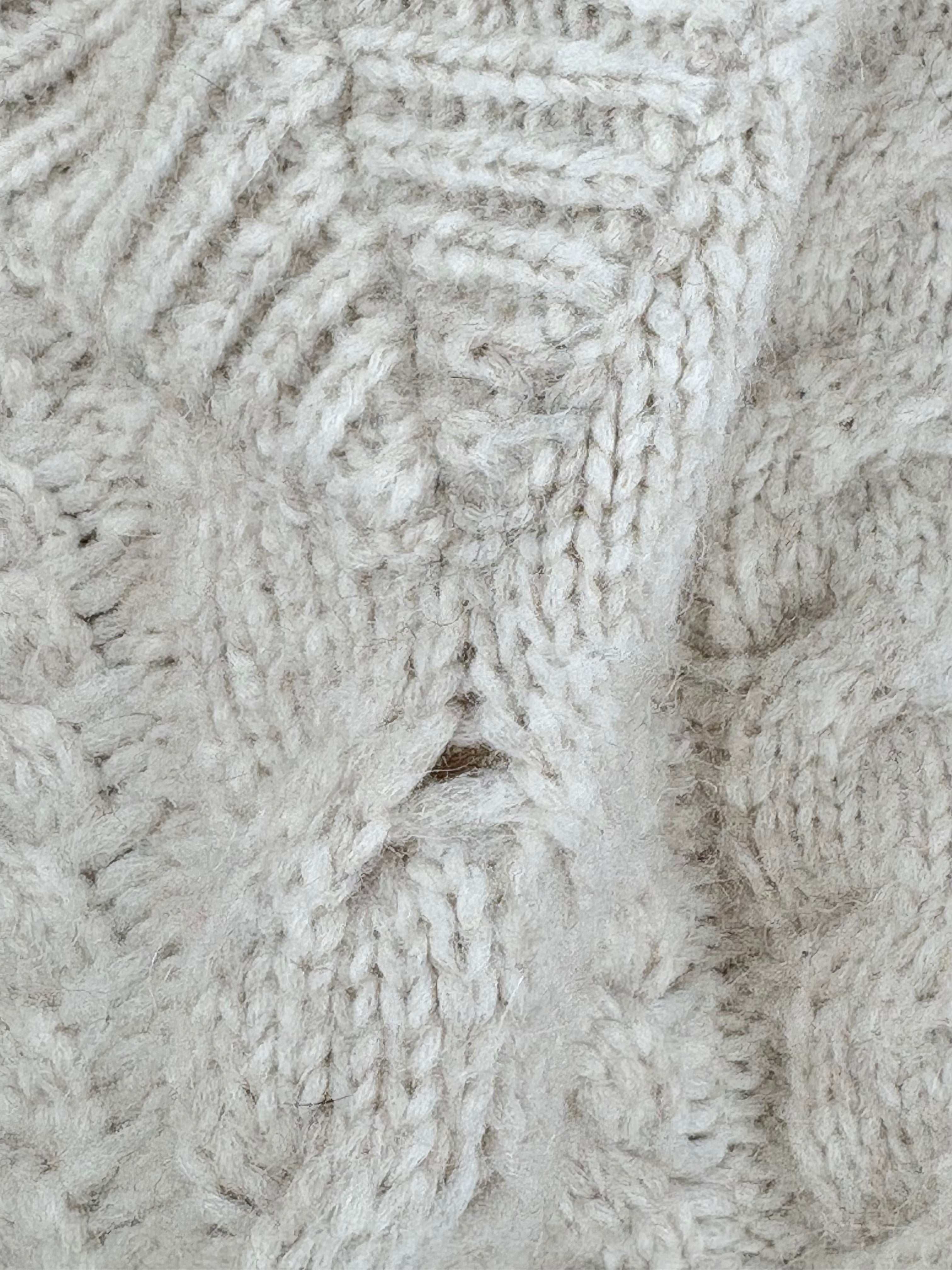 Husk Cable Knit Cream Alpaca & Wool Blend Cropped Sweater - AU8