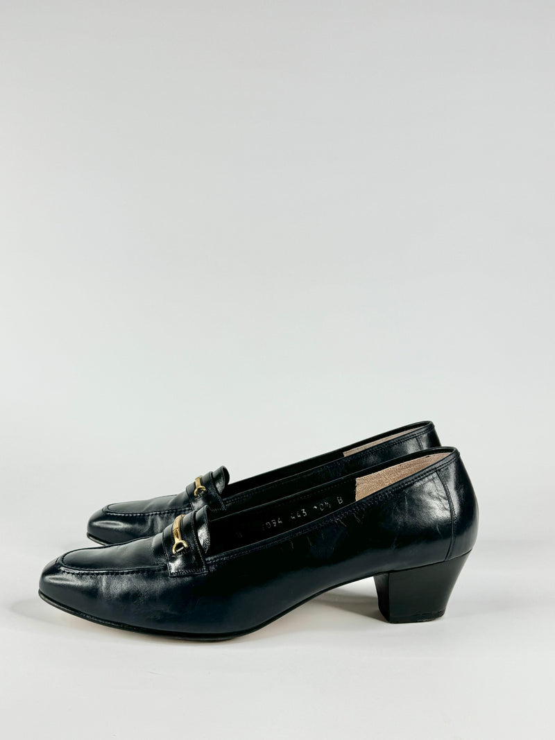 Salvatore Ferragamo Boutique Navy Blue Pumps - EU40