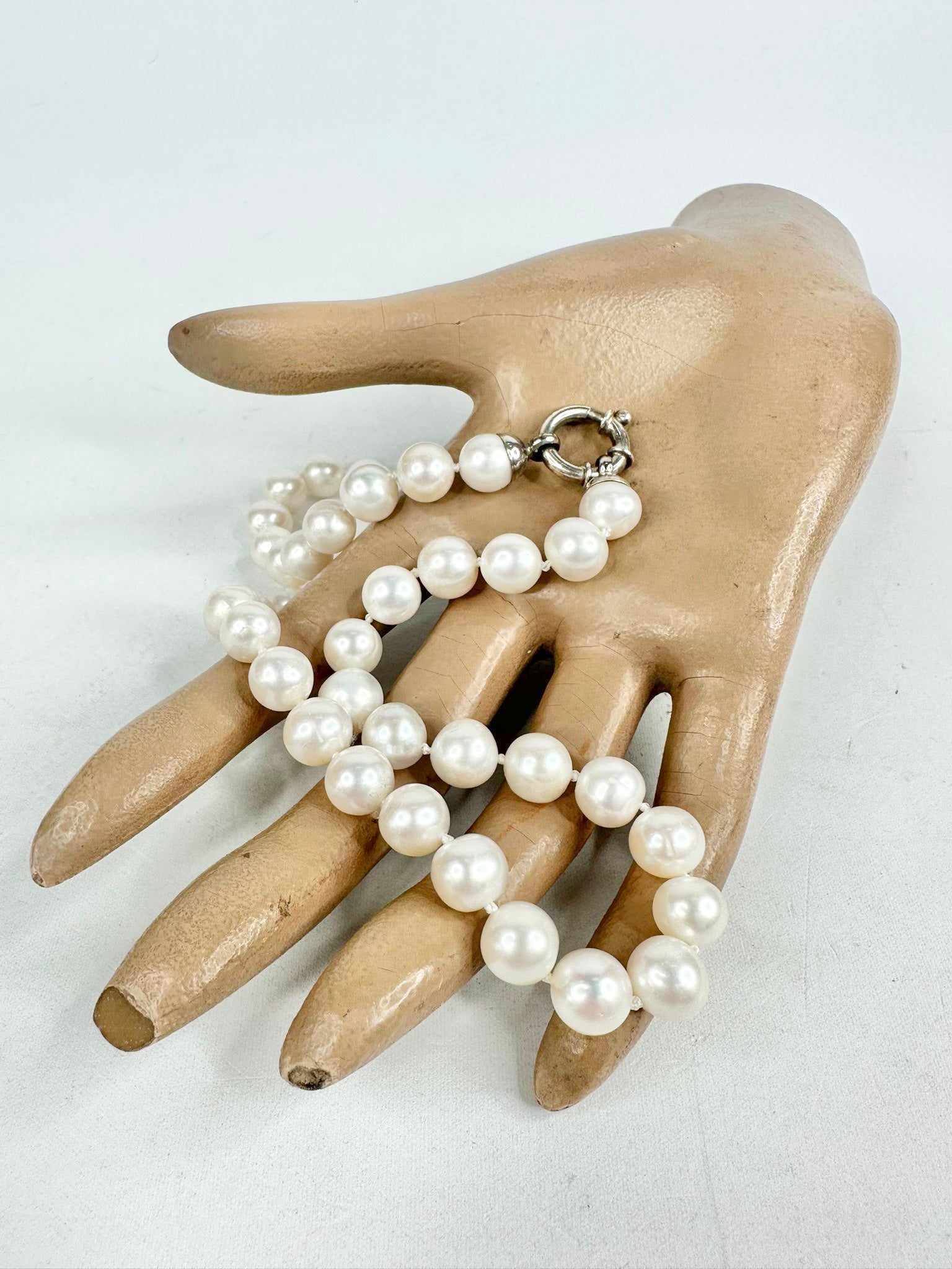 MFW Faux Pearl Necklace