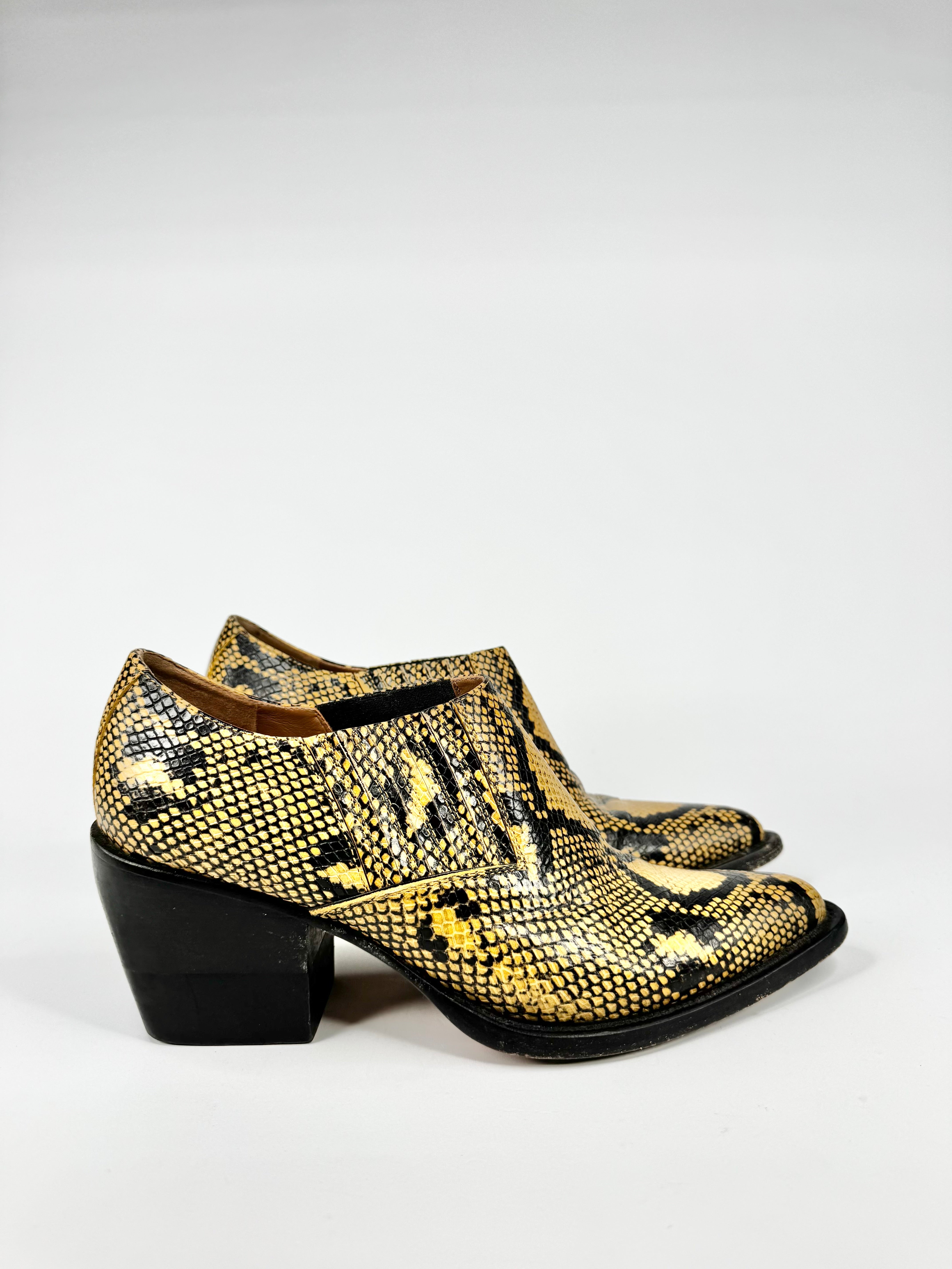 Chloé Yellow & Black Snakinskin Patterned 'Rylee' Mules - EU41