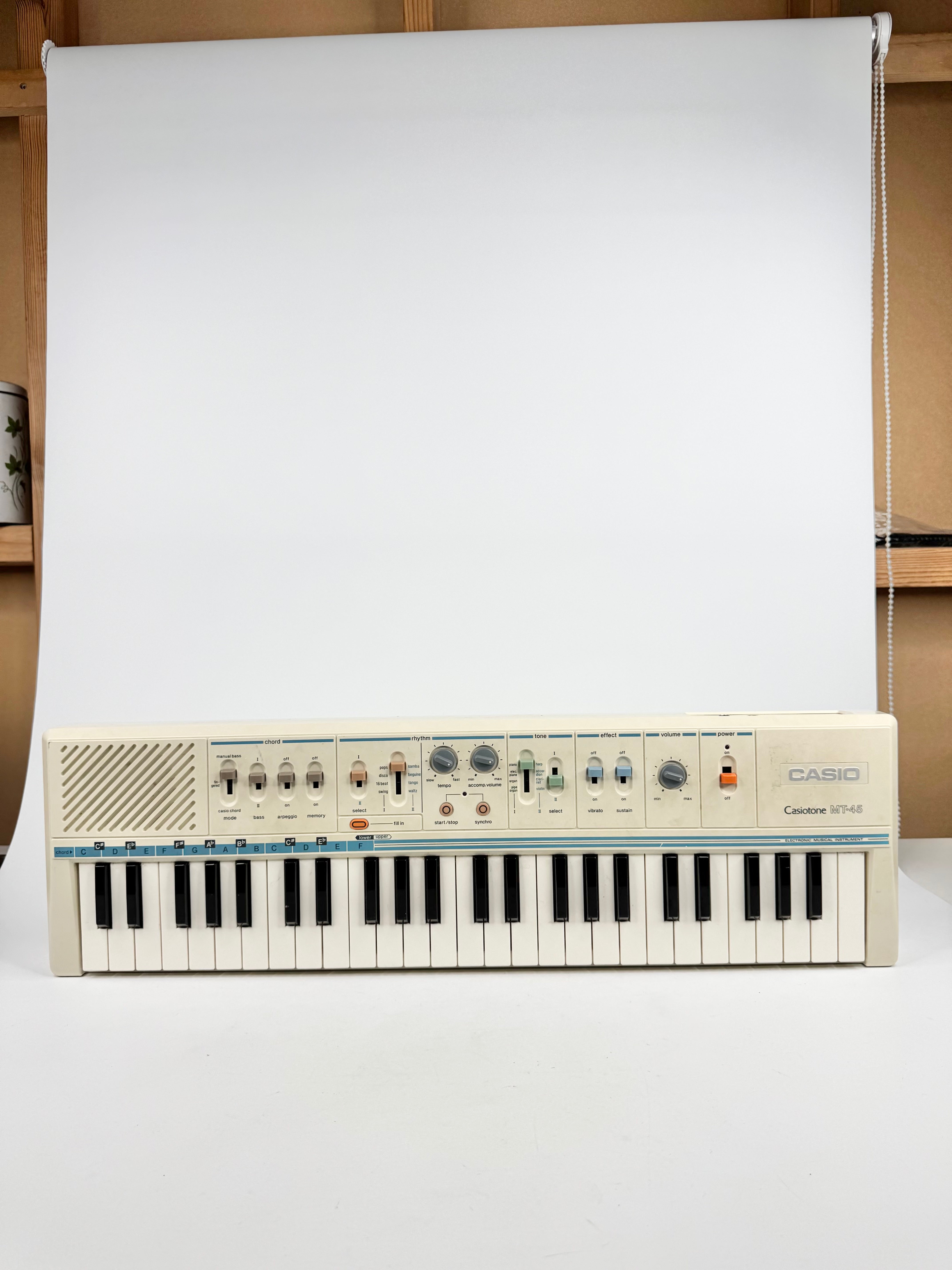 Vintage Casio MT-45 Keyboard