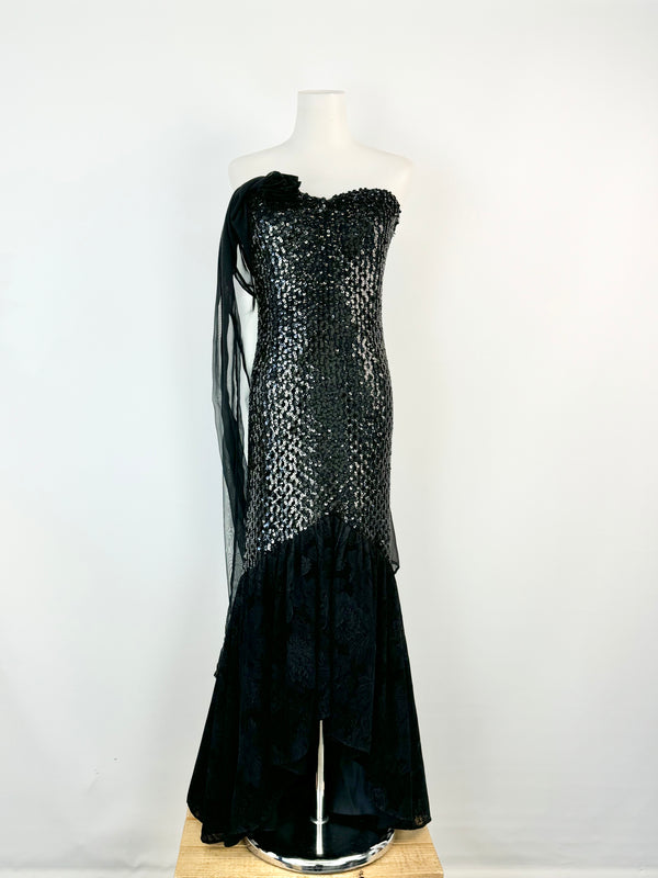 Berchelle Black Sequin Formal Dress - AU8