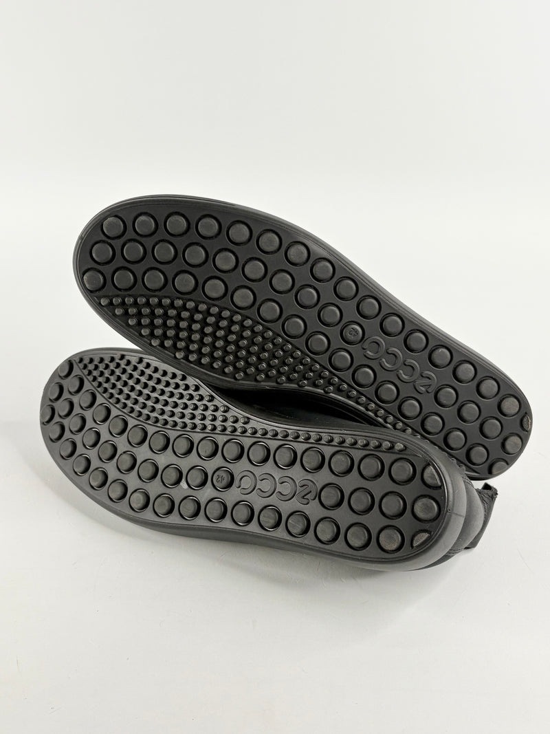 Ecco Black Leather & Gore-Tex Upper Slip Ons - EU42