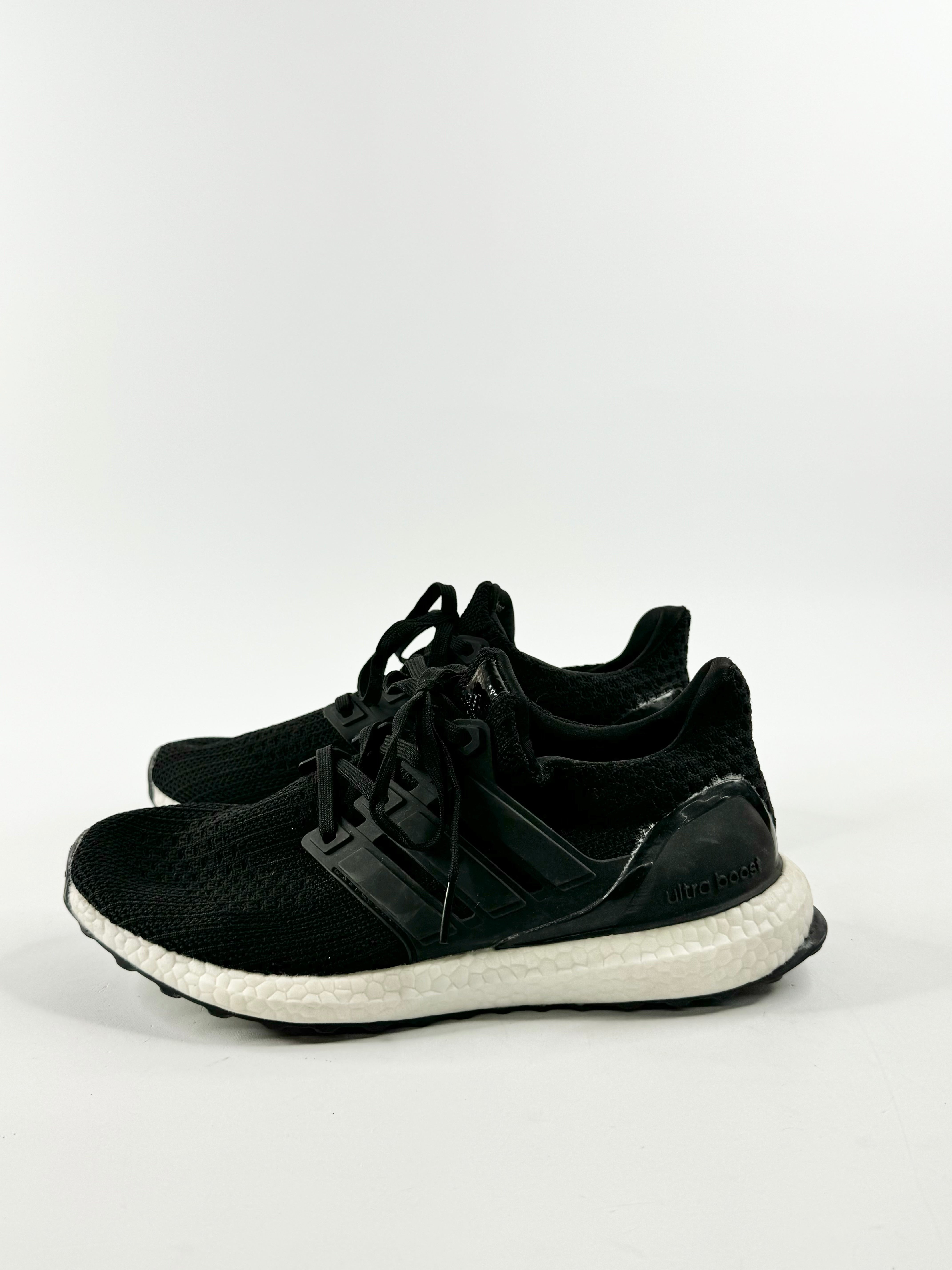 Adidas Black Boost Sneakers - EU40