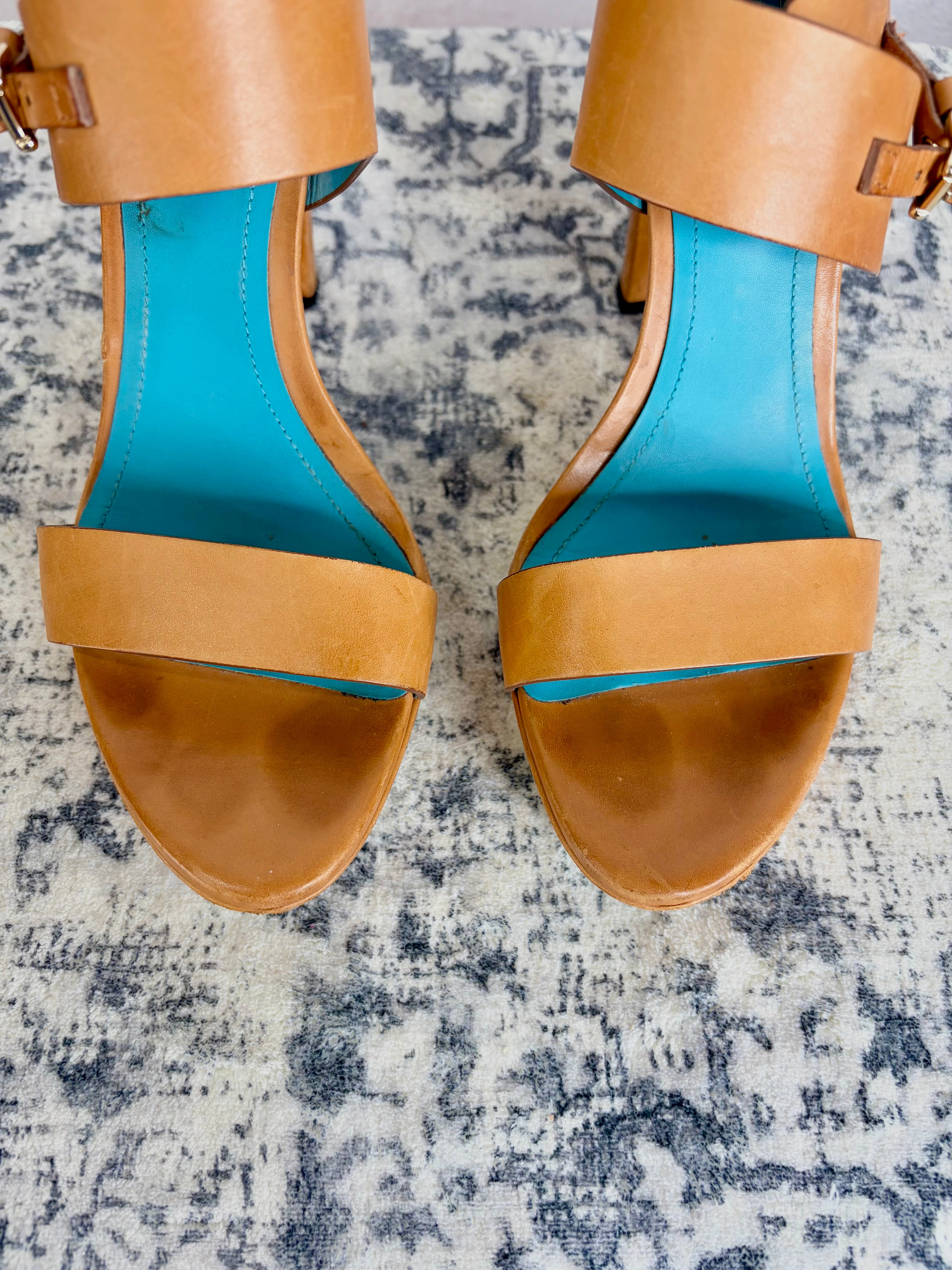 Tod's Brandy Leather Platform Heels - EU38.5