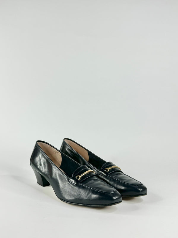 Salvatore Ferragamo Boutique Navy Blue Pumps - EU40