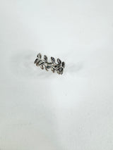 Pandora Laurel Leaf Ring