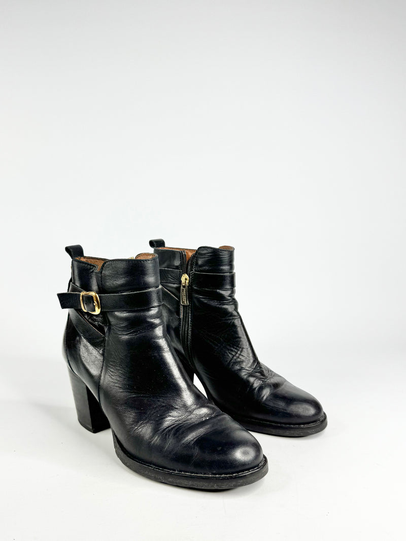 Kurt Geiger 'Sofie' Black Leather Ankle Boots - EU39