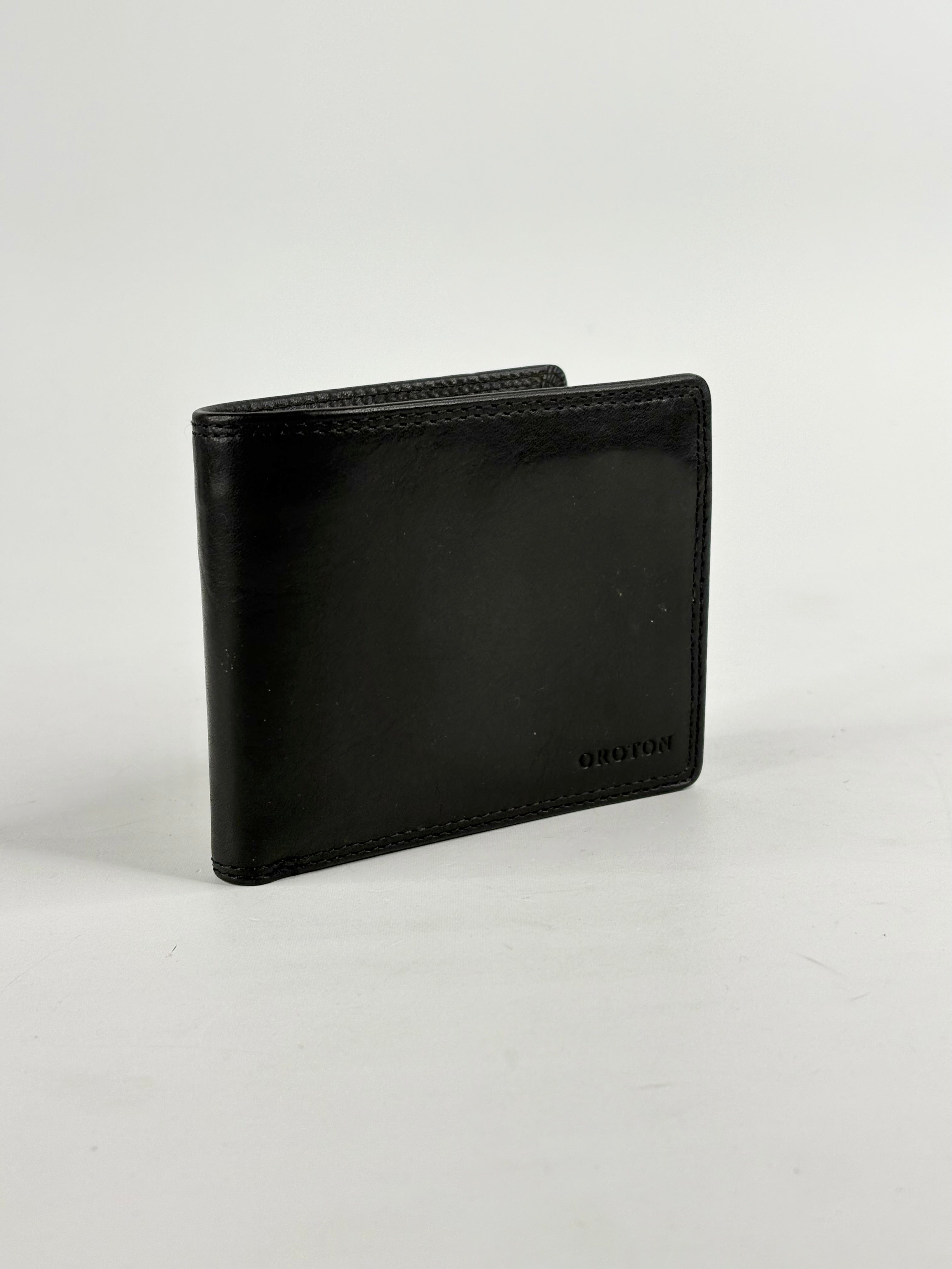 Oroton Black Leather 12CC Bifold Wallet