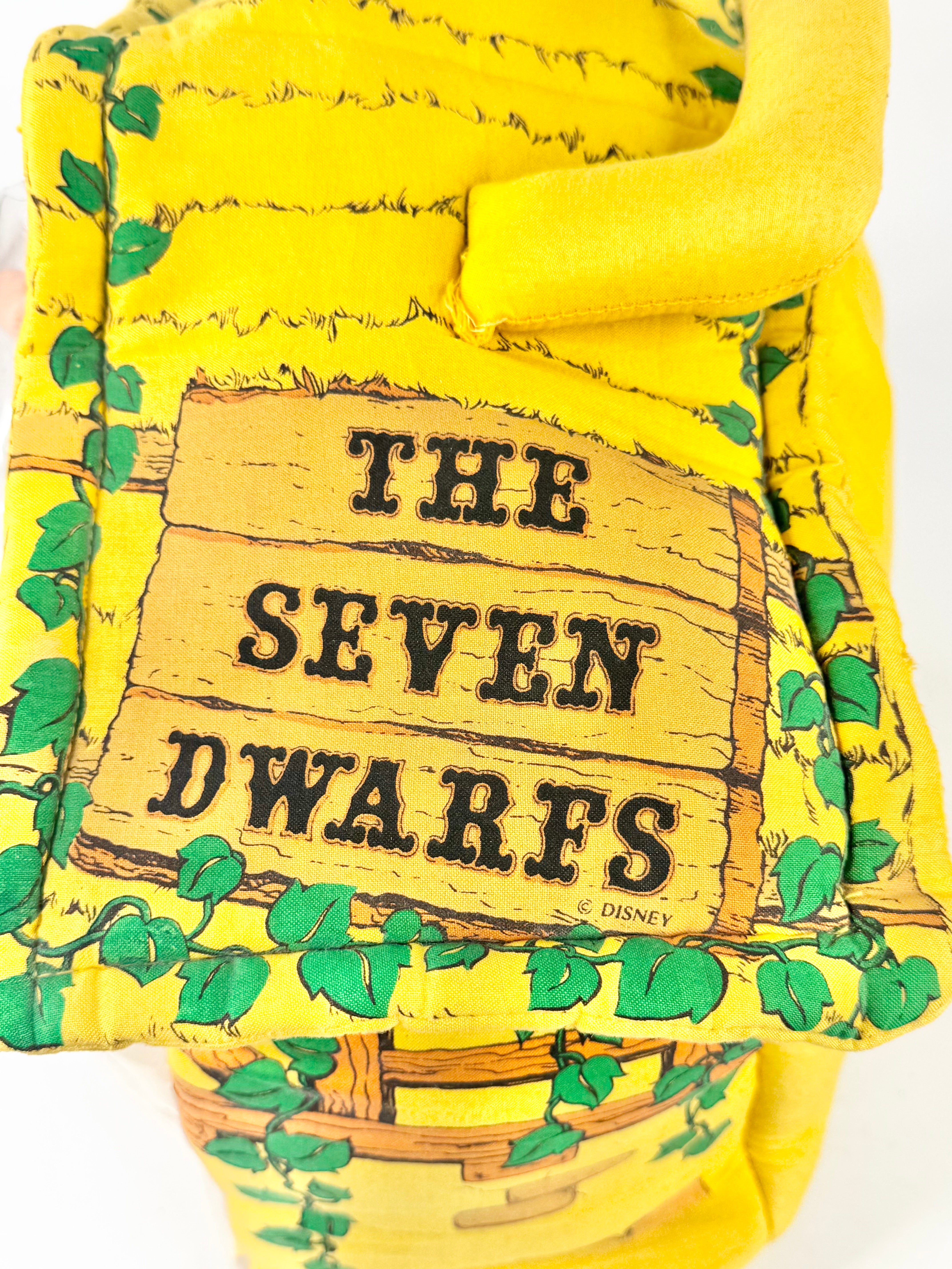 Vintage Snow White Seven Plush Dwarves In Cottage