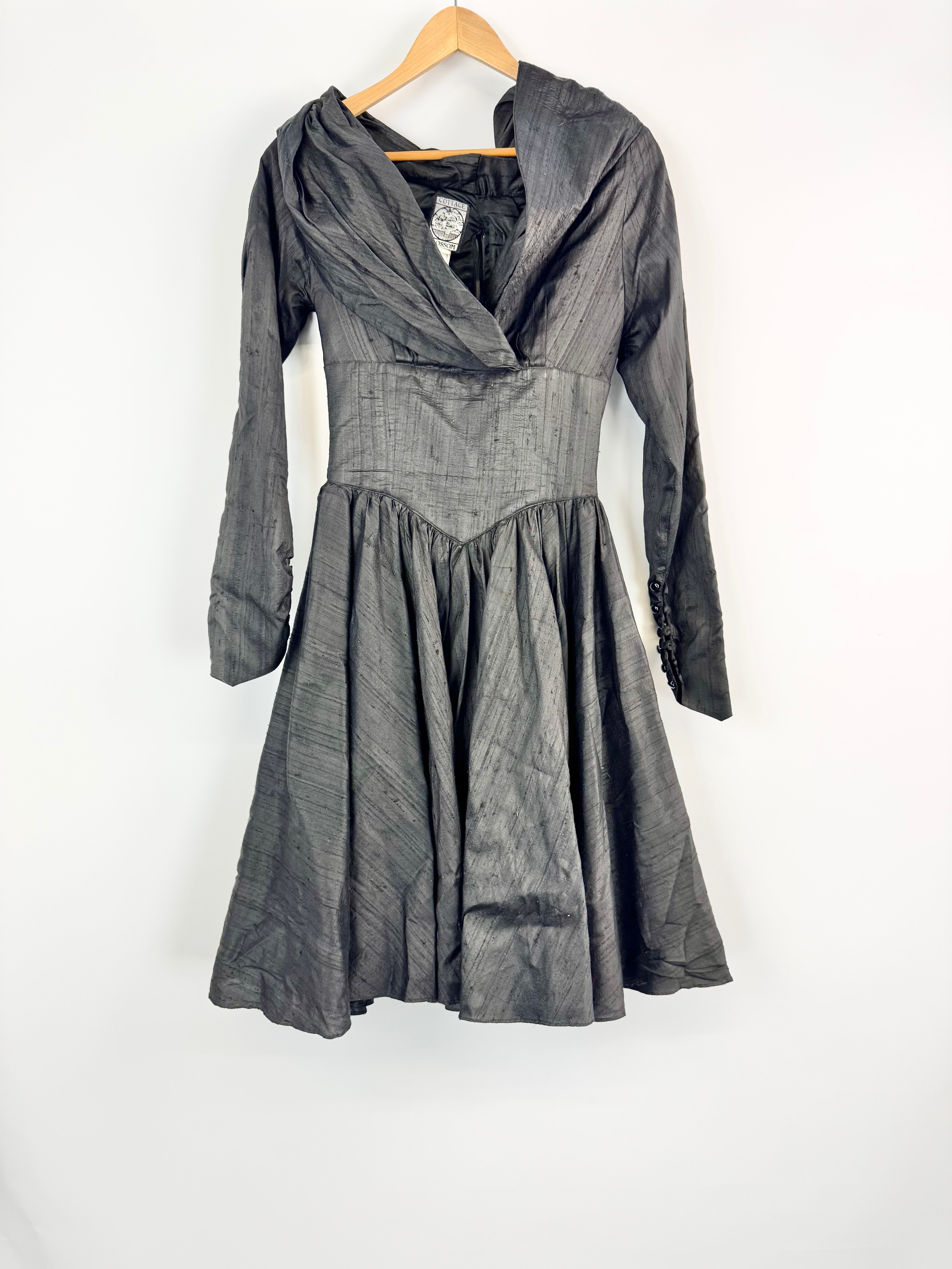 Vintage Cottage Blossom Black Taffeta Silk Dress - AU10